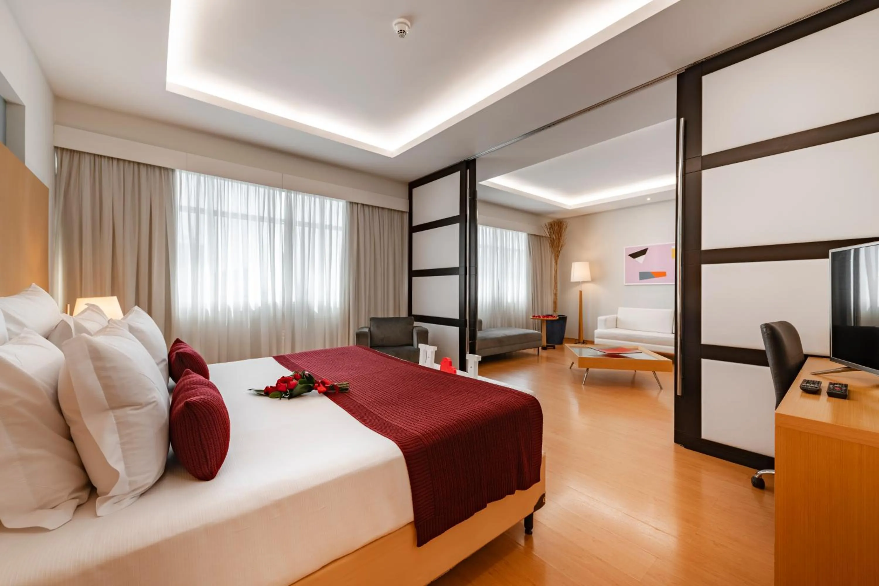 Decorative detail, Bed in Pestana Curitiba