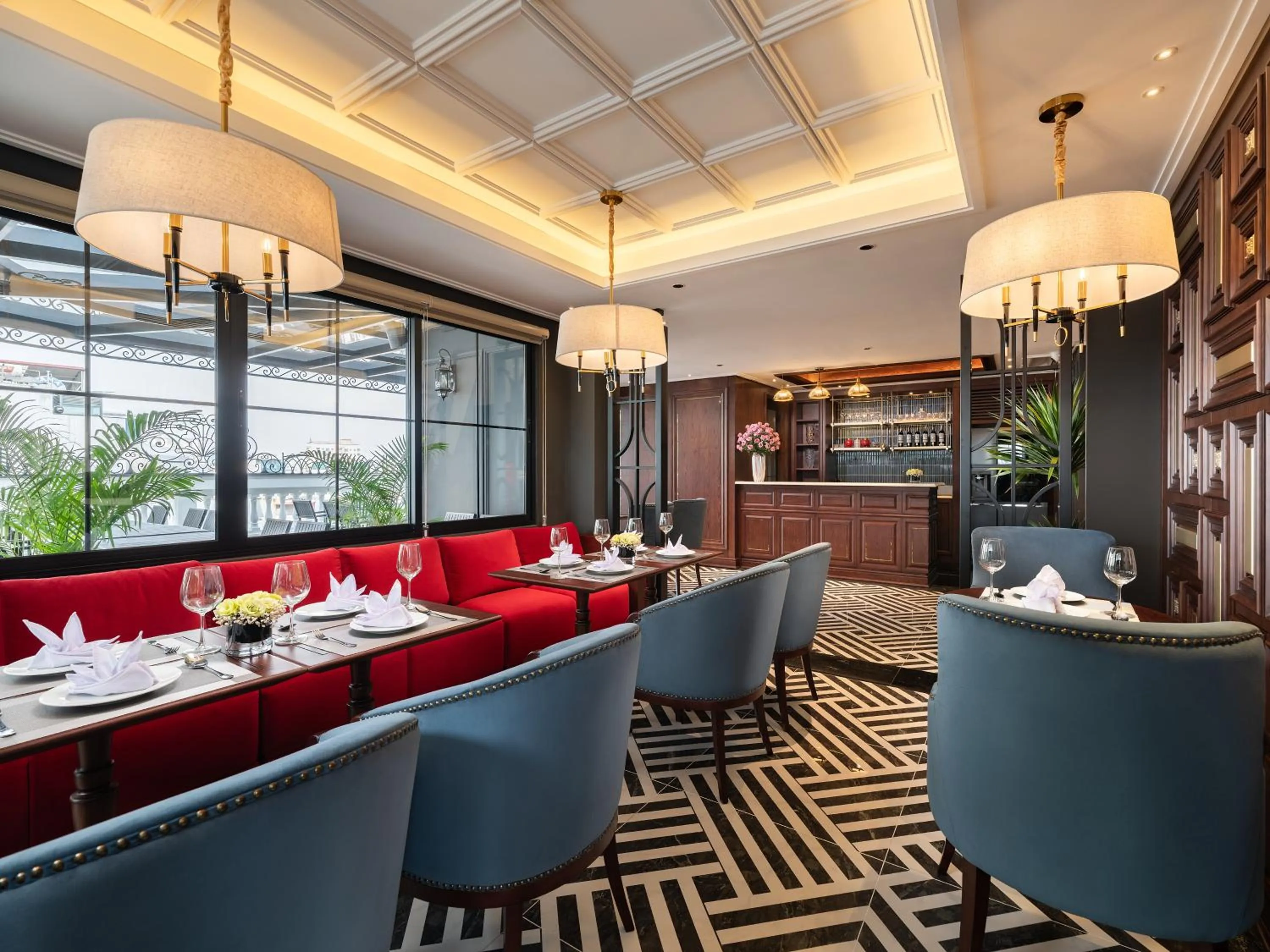 Restaurant/places to eat in Saigon Aroma Hotel