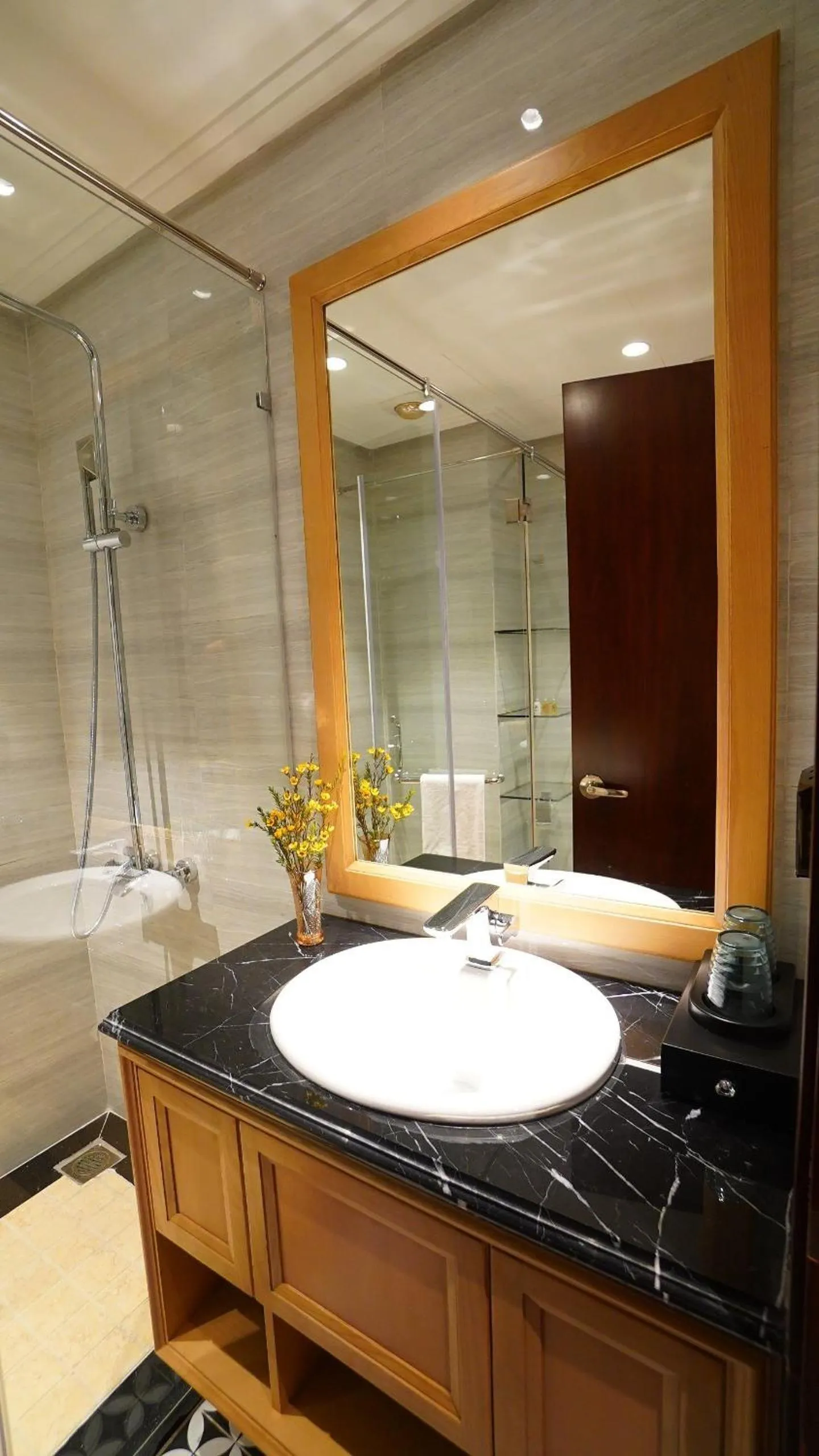 Shower in Saigon Aroma Hotel