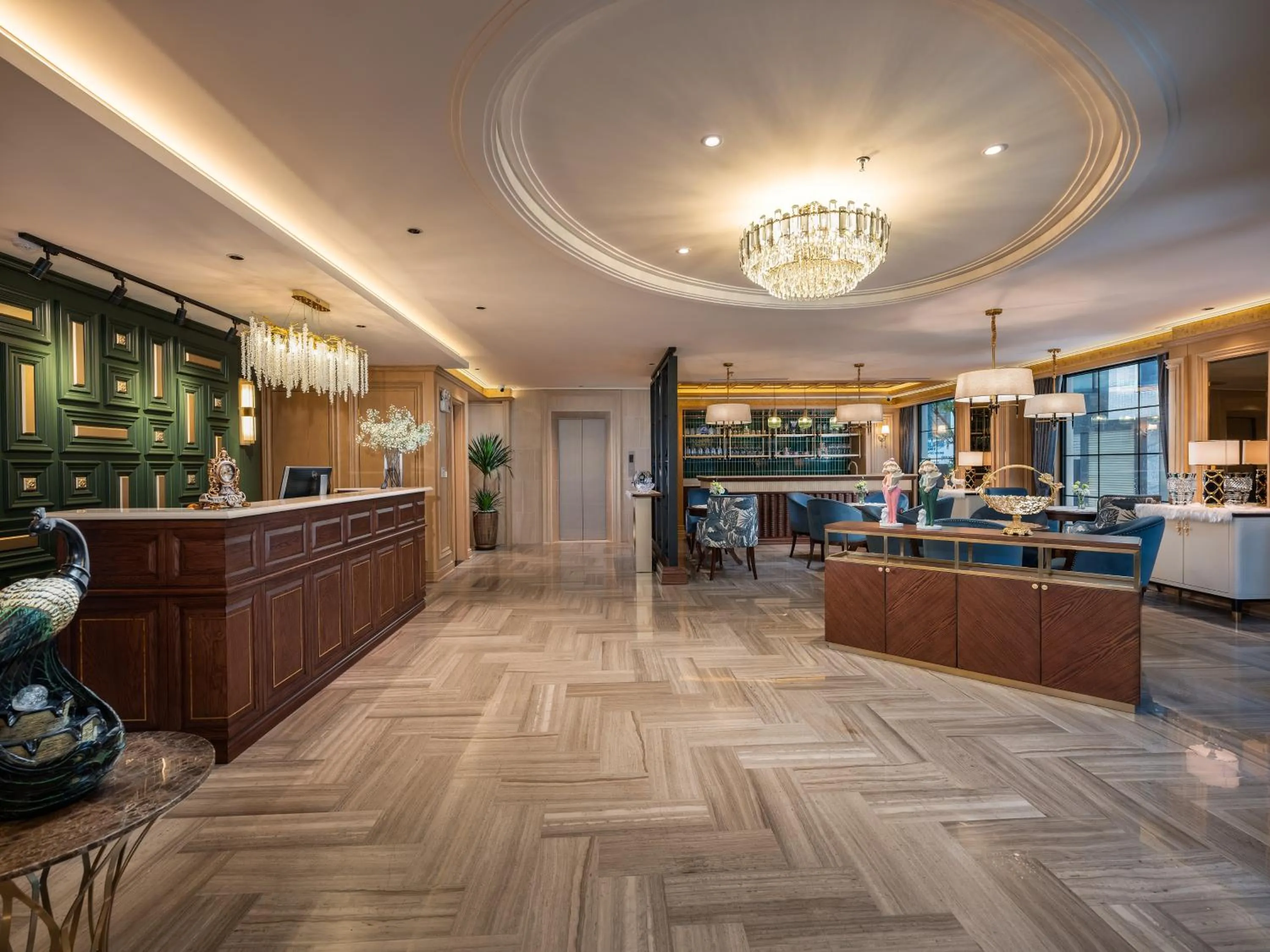 Lounge or bar in Saigon Aroma Hotel