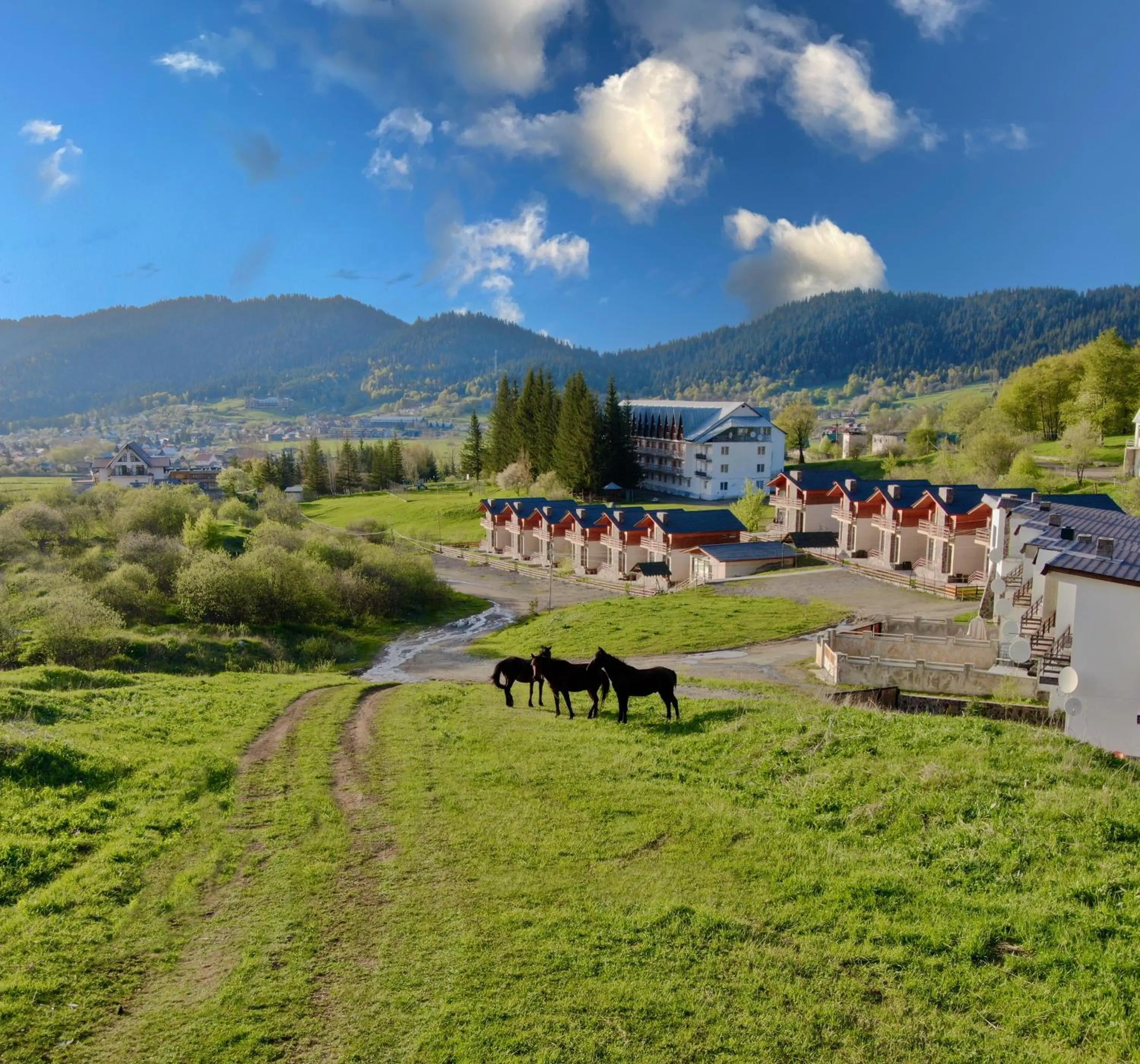 Property building in Villa Mtashi