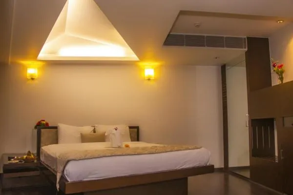 Bed in Park Prime Kolkata