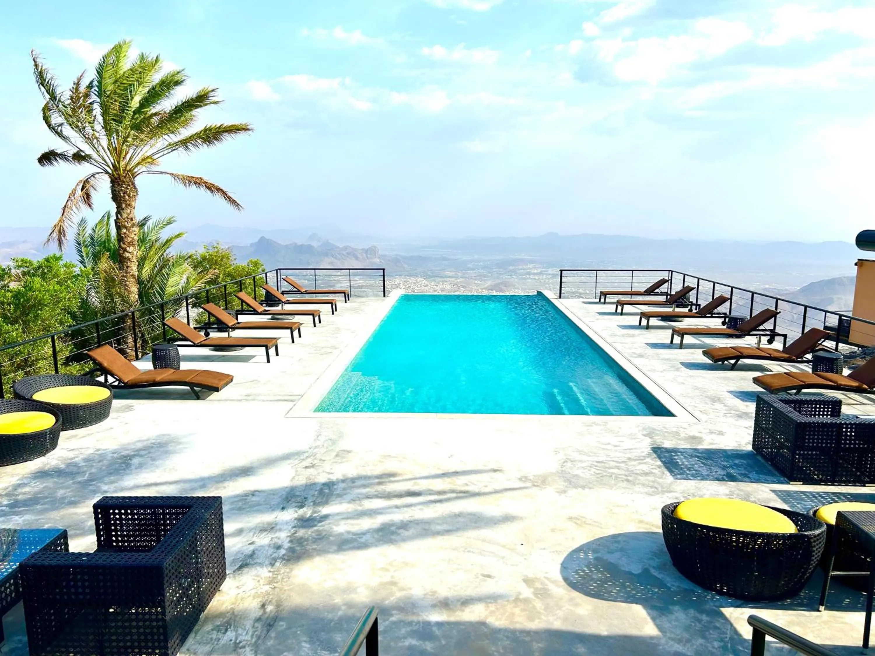 Swimming pool in The View