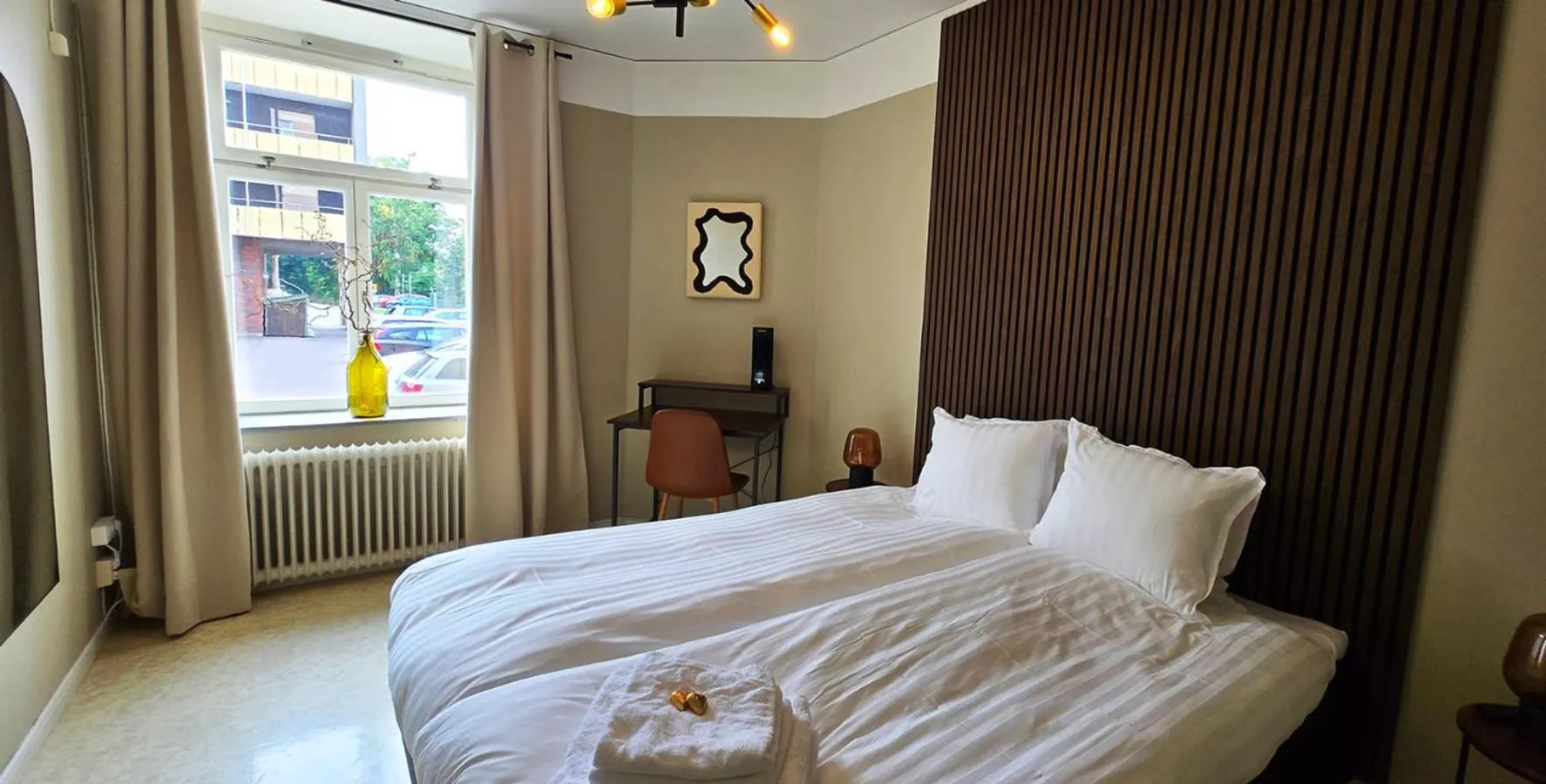 Photo of the whole room, Bed in Hotell Slottsgatan