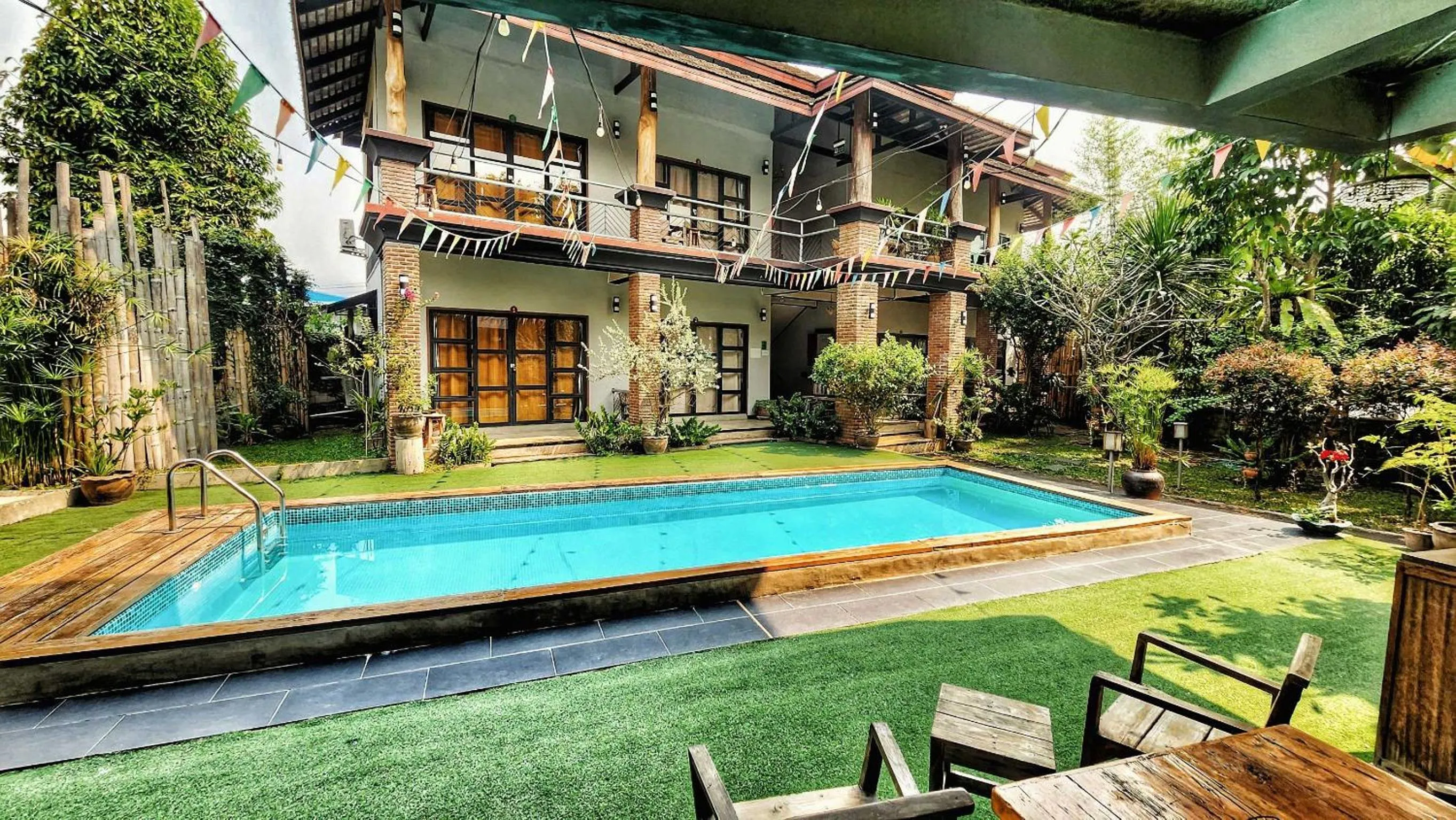 Above The Sea Maesariang