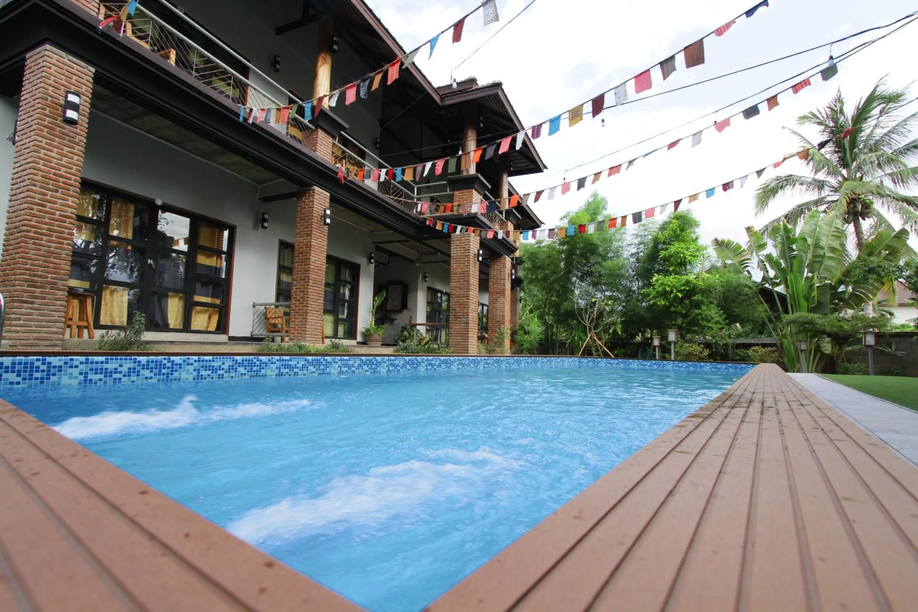 Property building in Above The Sea Maesariang