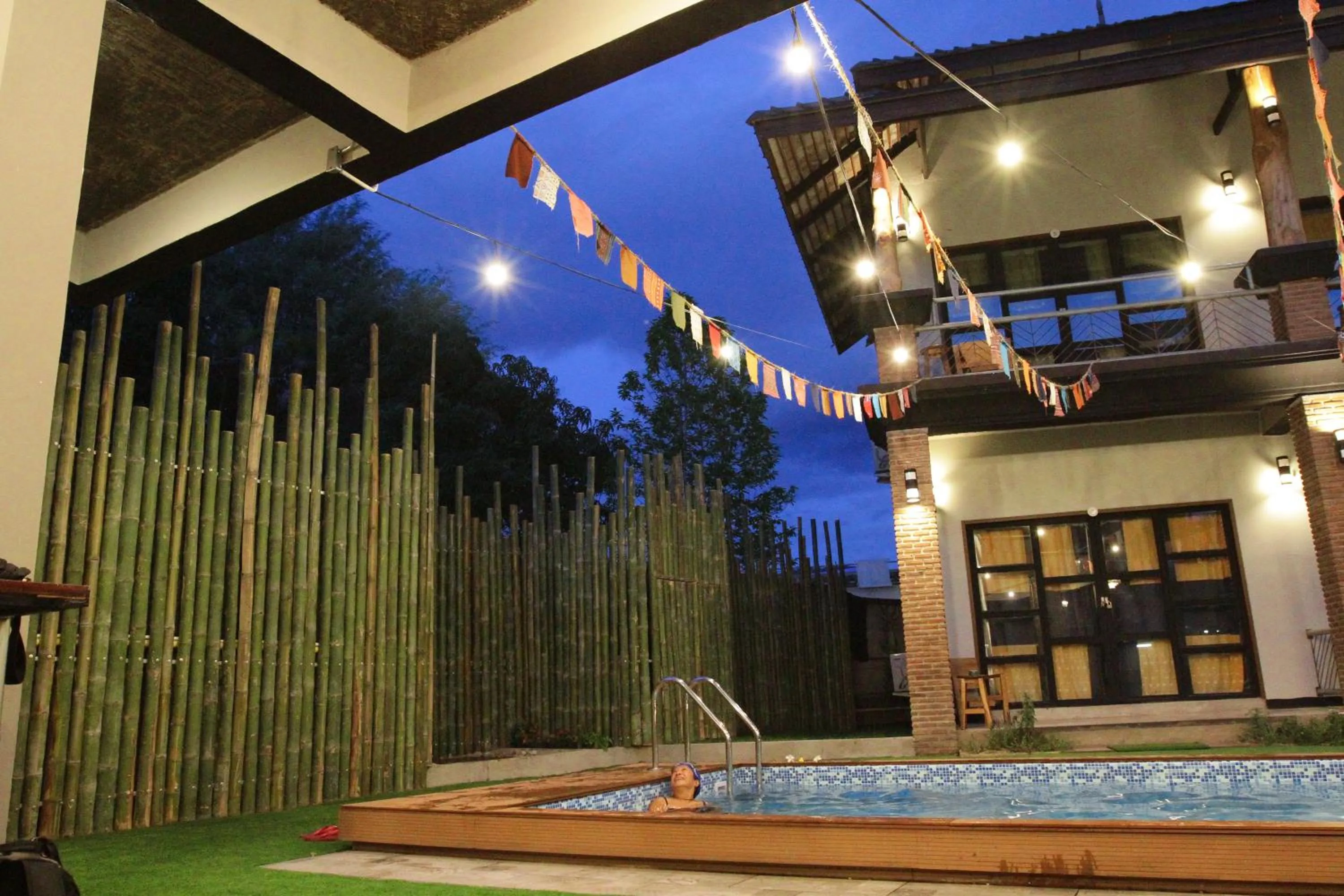 Swimming pool in Above The Sea Maesariang