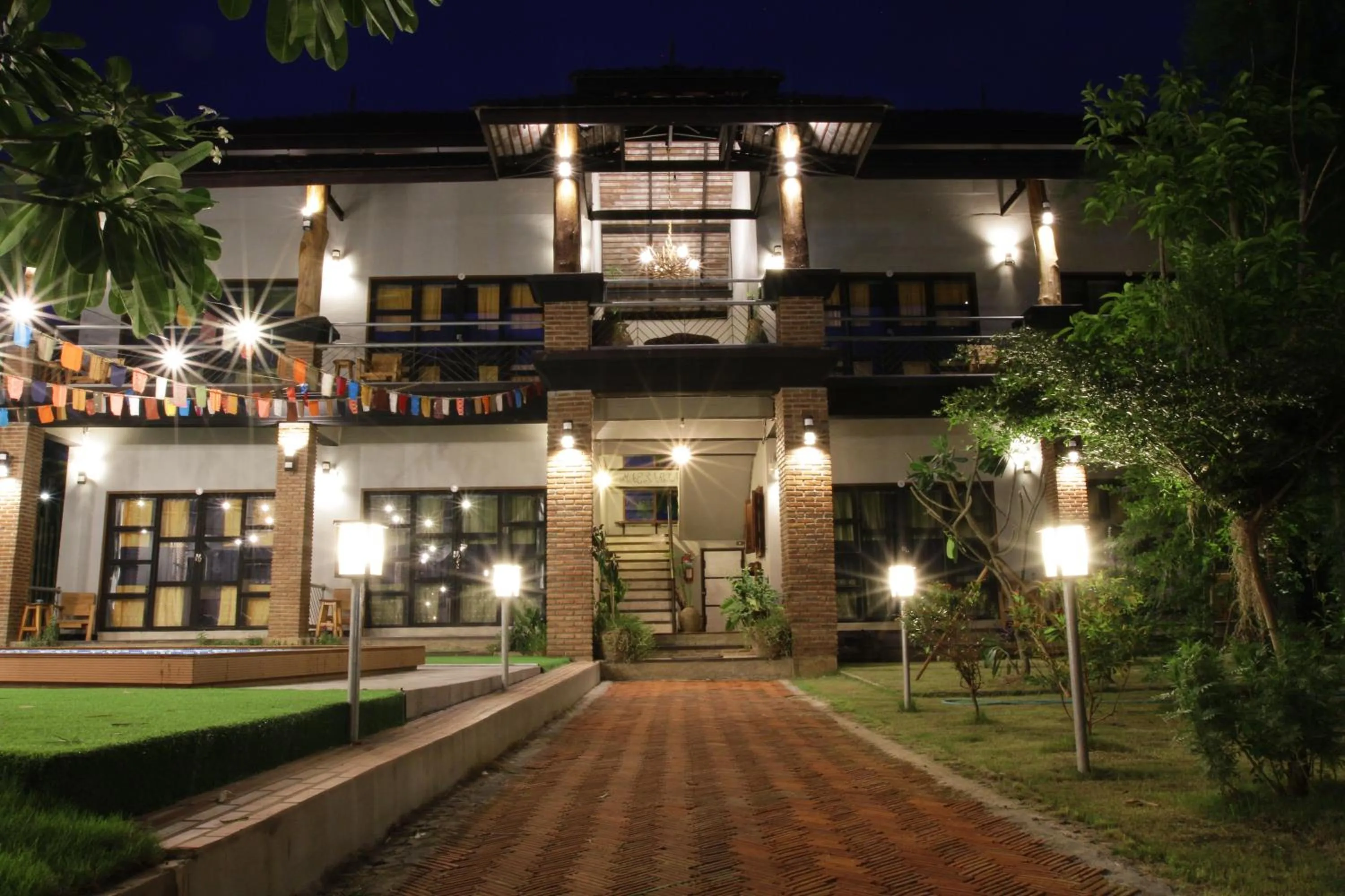 Property building in Above The Sea Maesariang