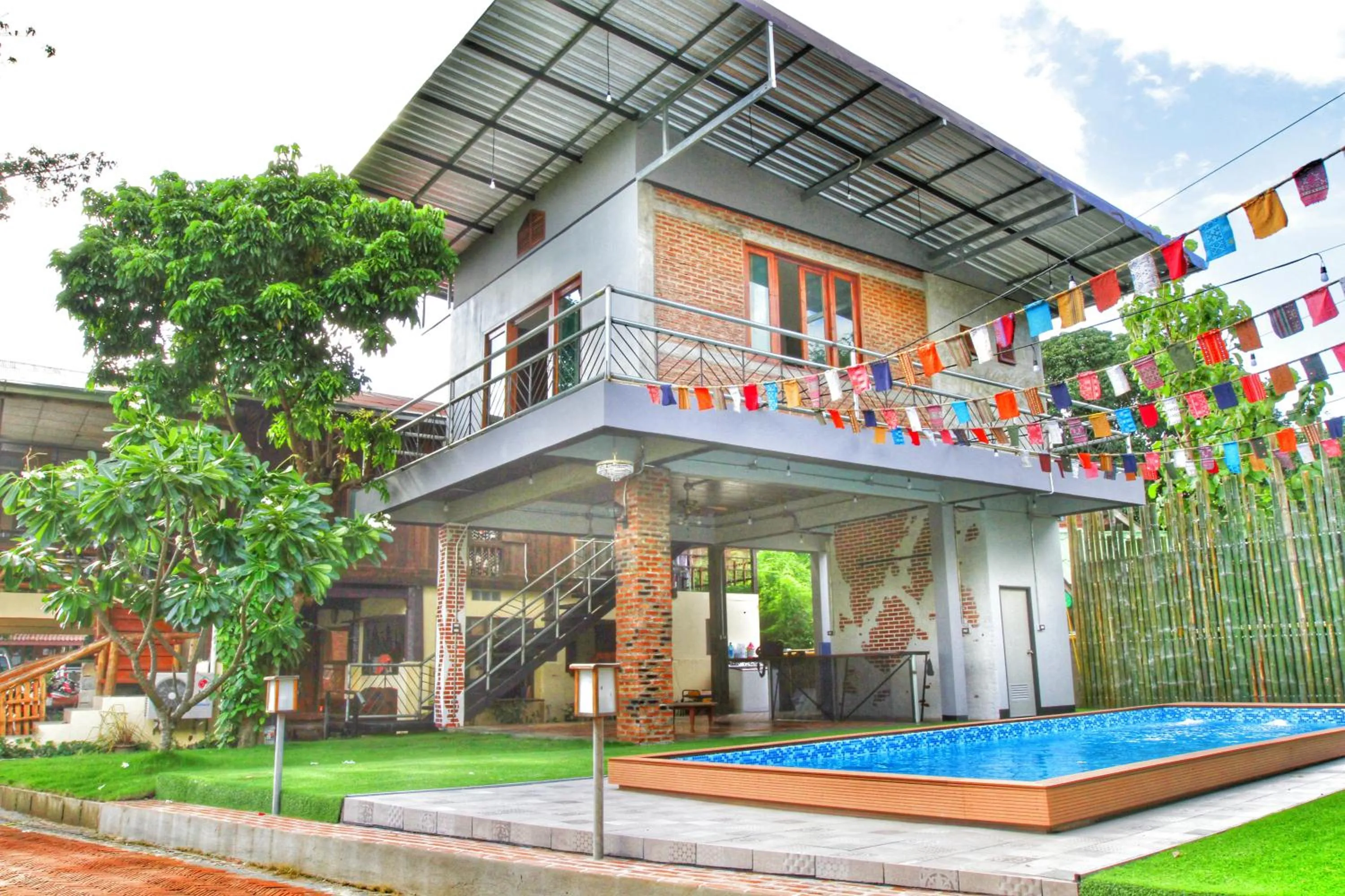 Property building in Above The Sea Maesariang