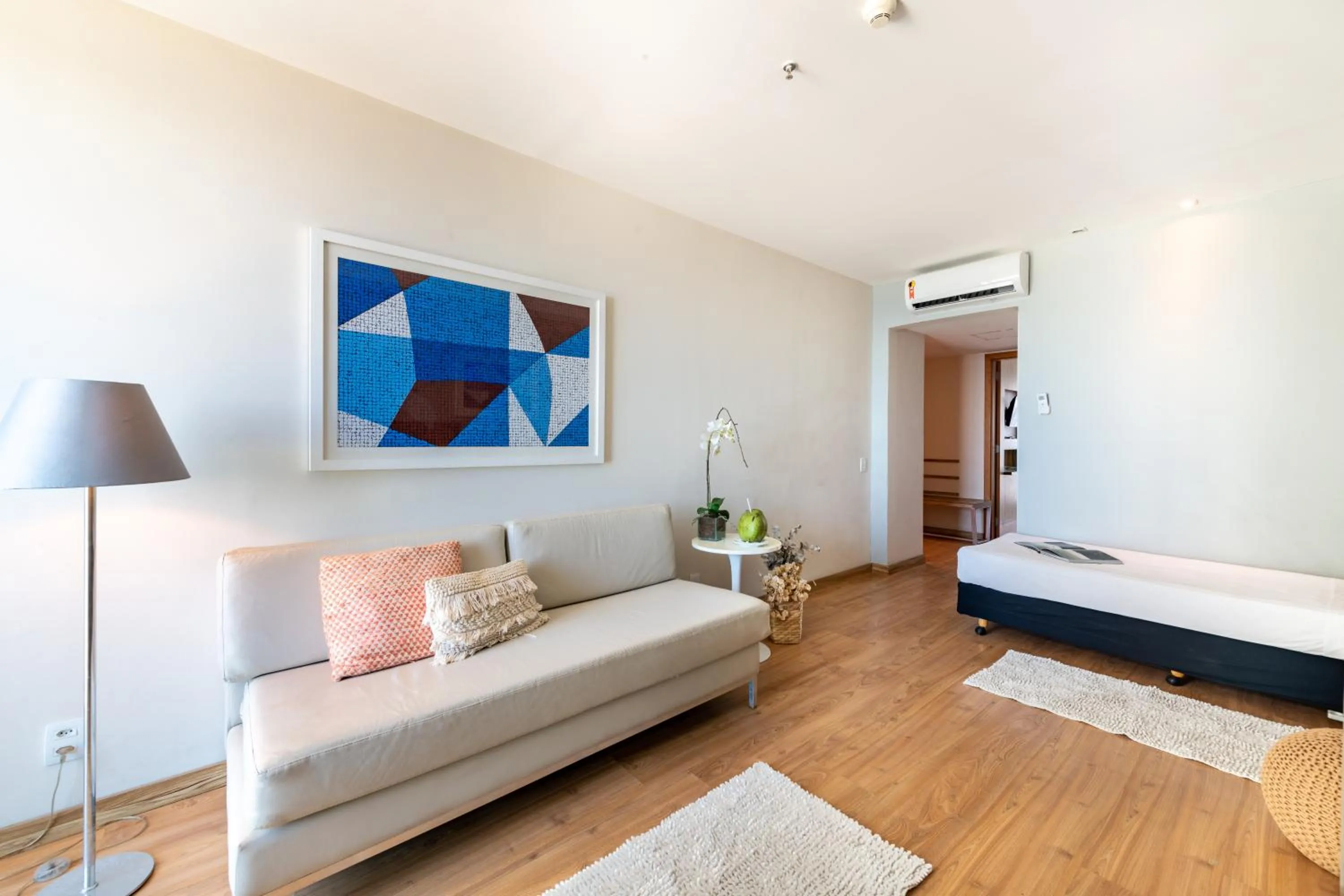 Living room, Bed in Pestana Rio Atlantica