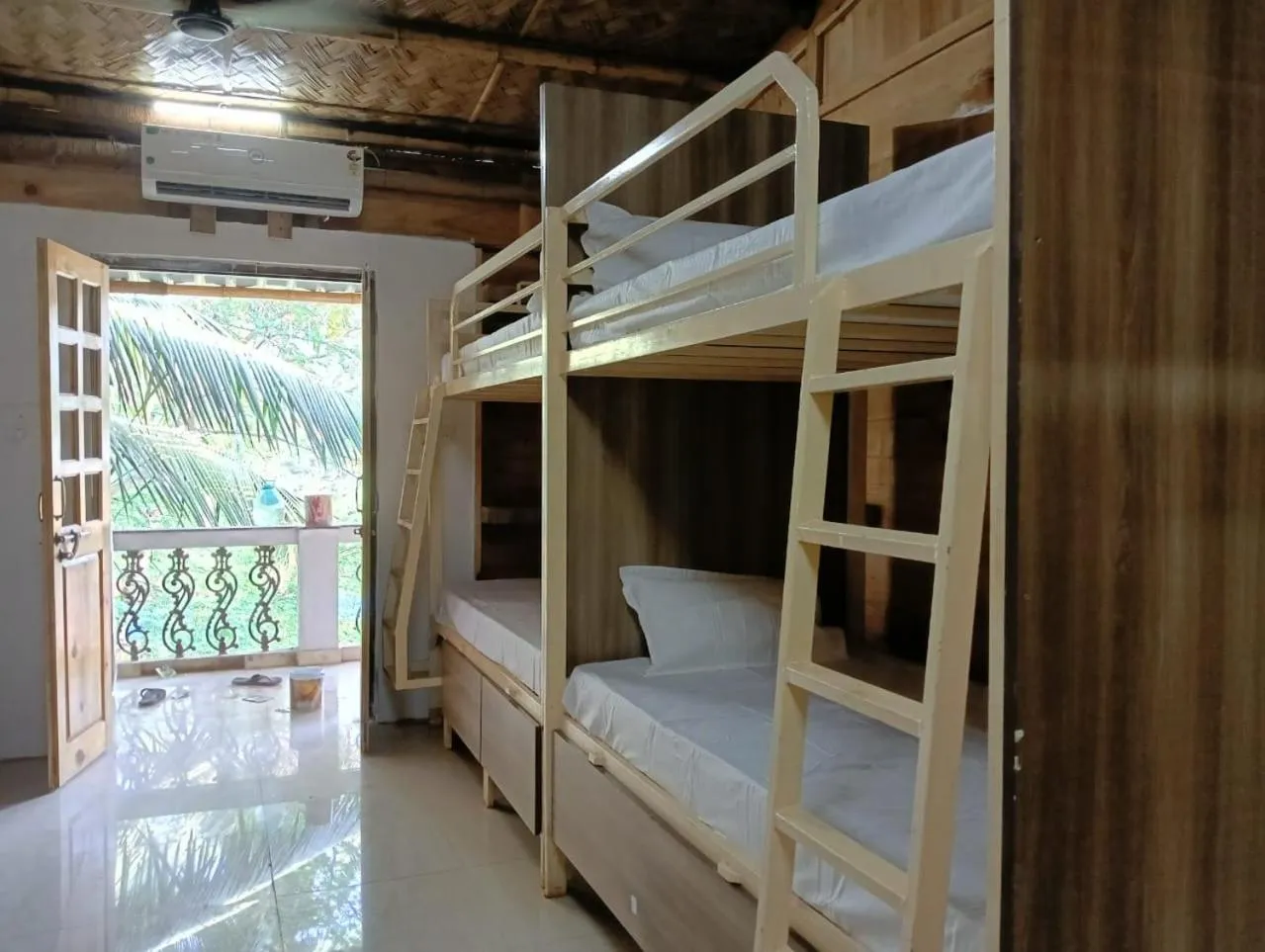 Photo of the whole room in Jeet hostel and Stay Rooms