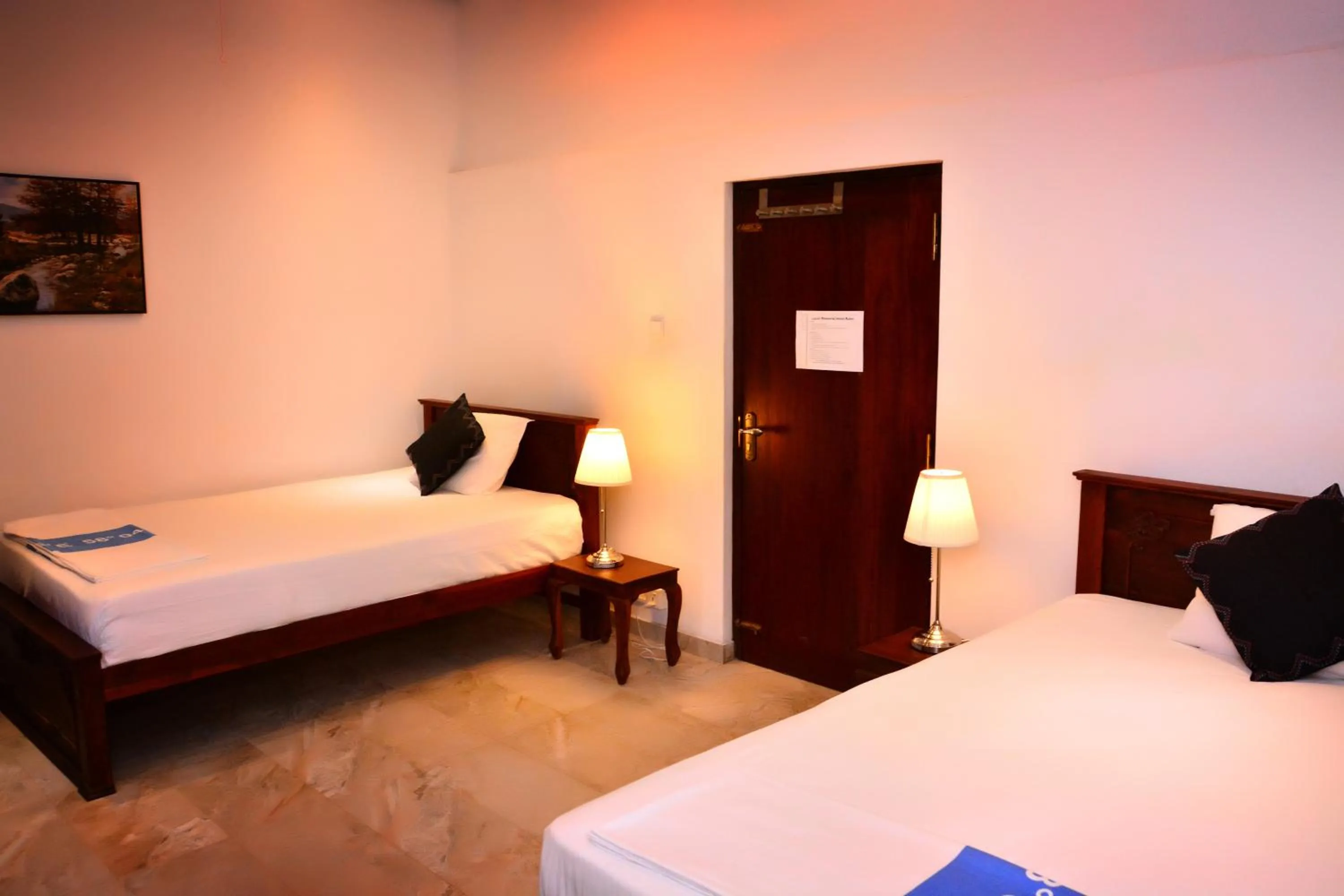 Photo of the whole room, Bed in Lucas