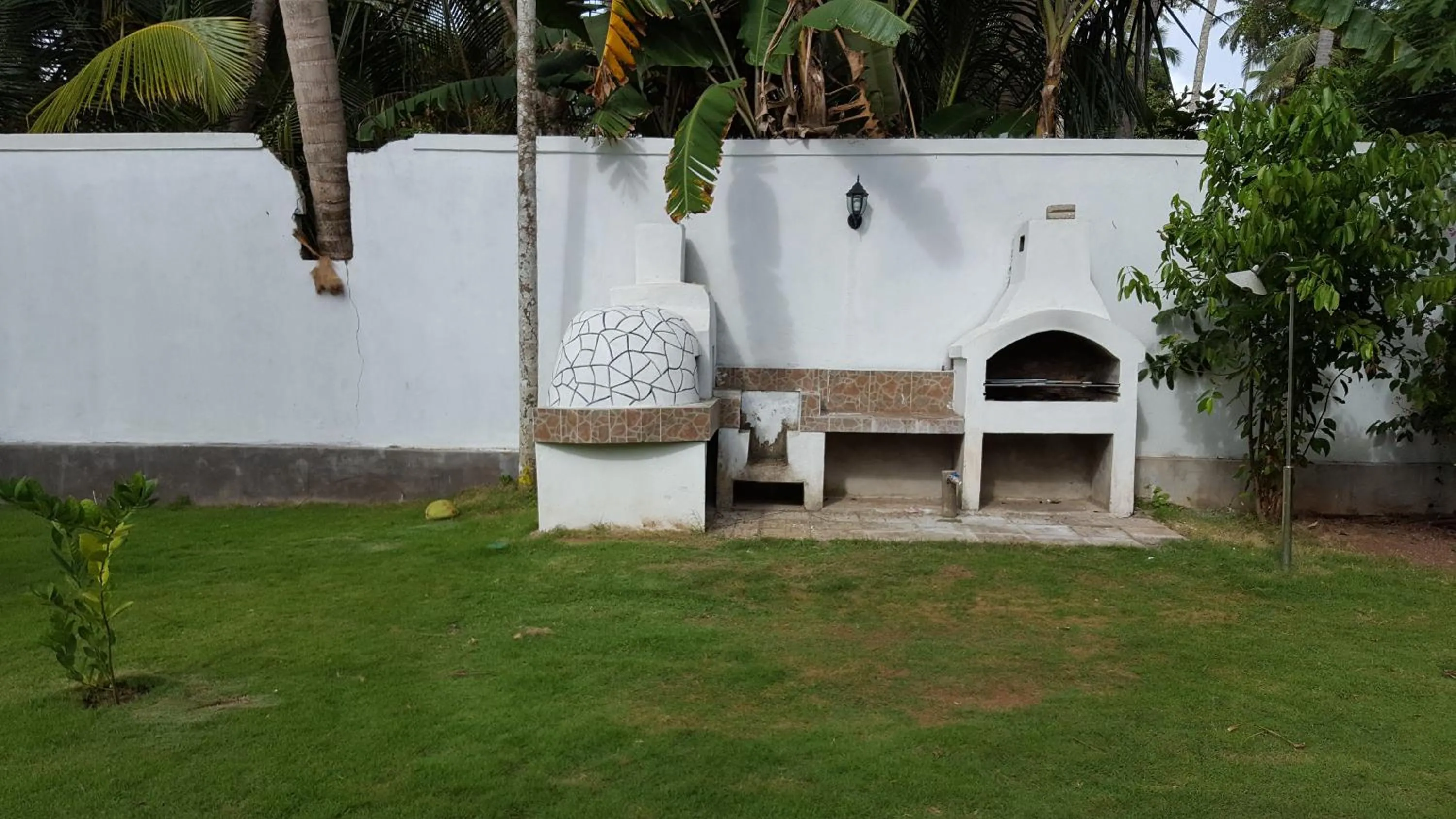 BBQ facilities in Lucas