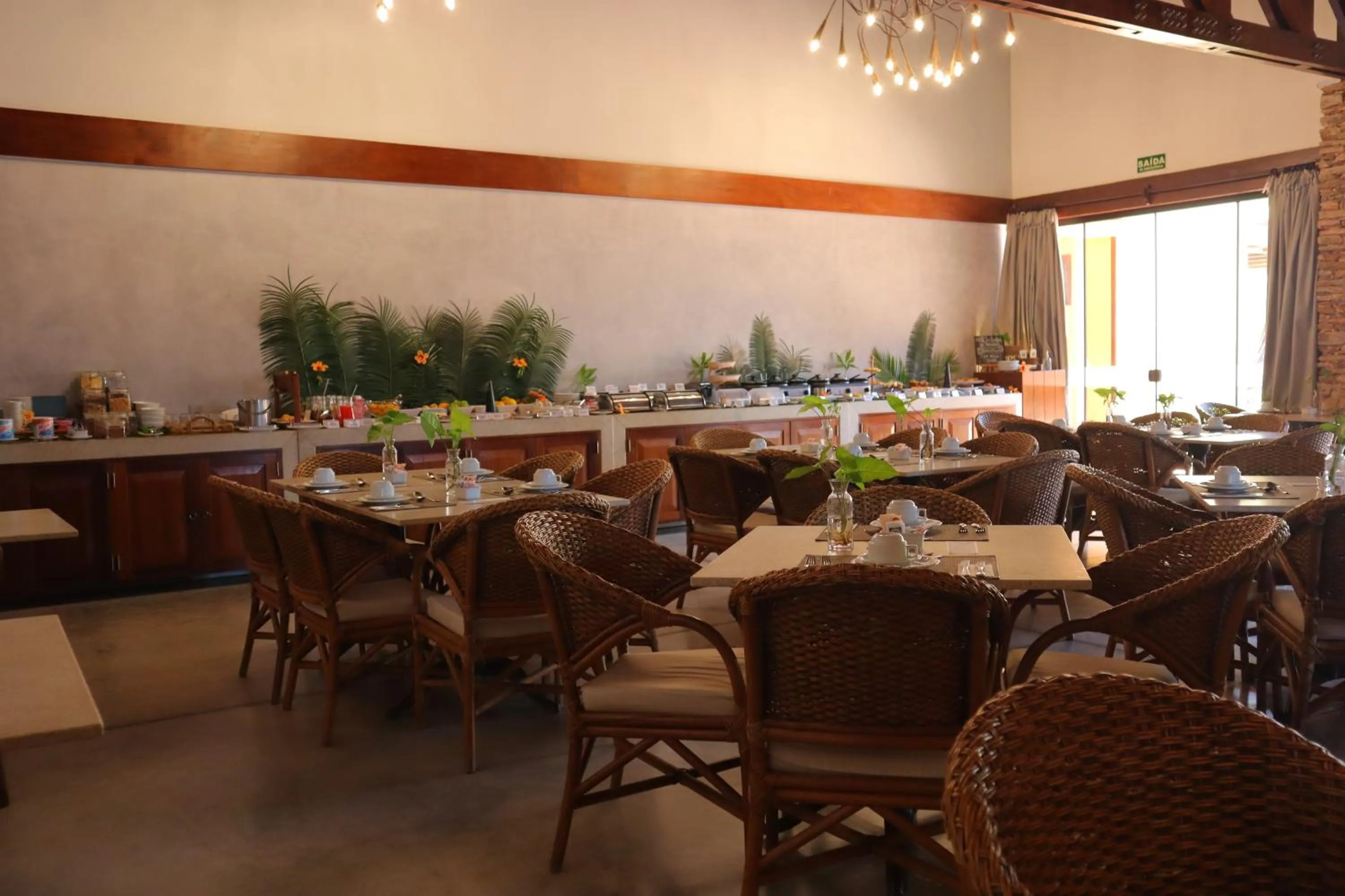 Breakfast in Bupitanga Hotel