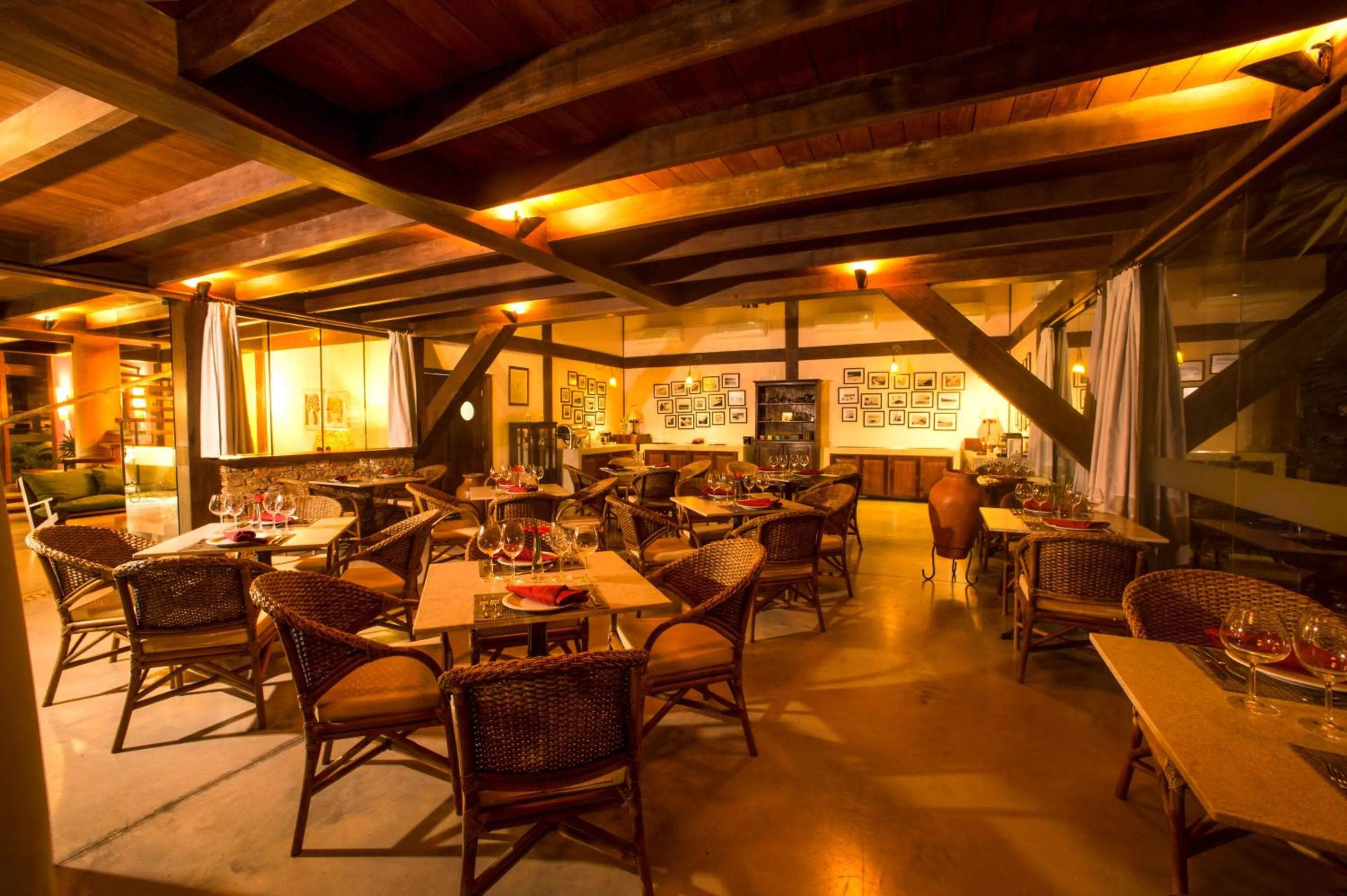 Restaurant/places to eat in Bupitanga Hotel