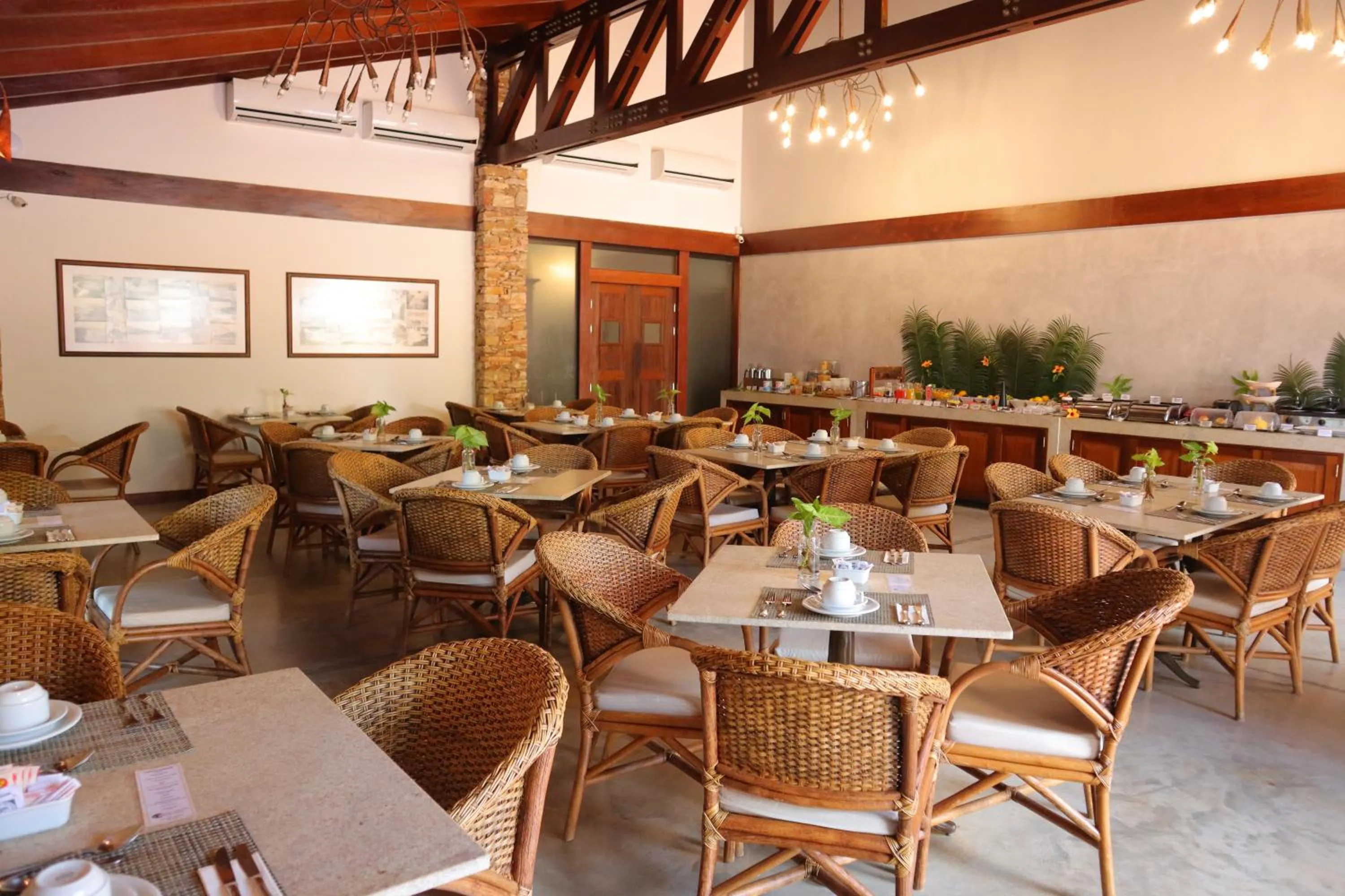 Breakfast in Bupitanga Hotel