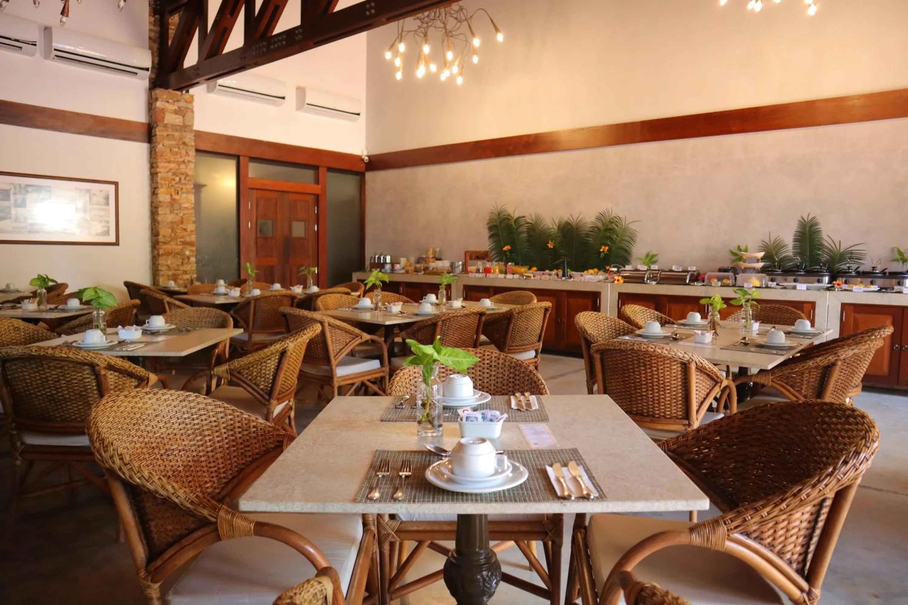 Breakfast in Bupitanga Hotel