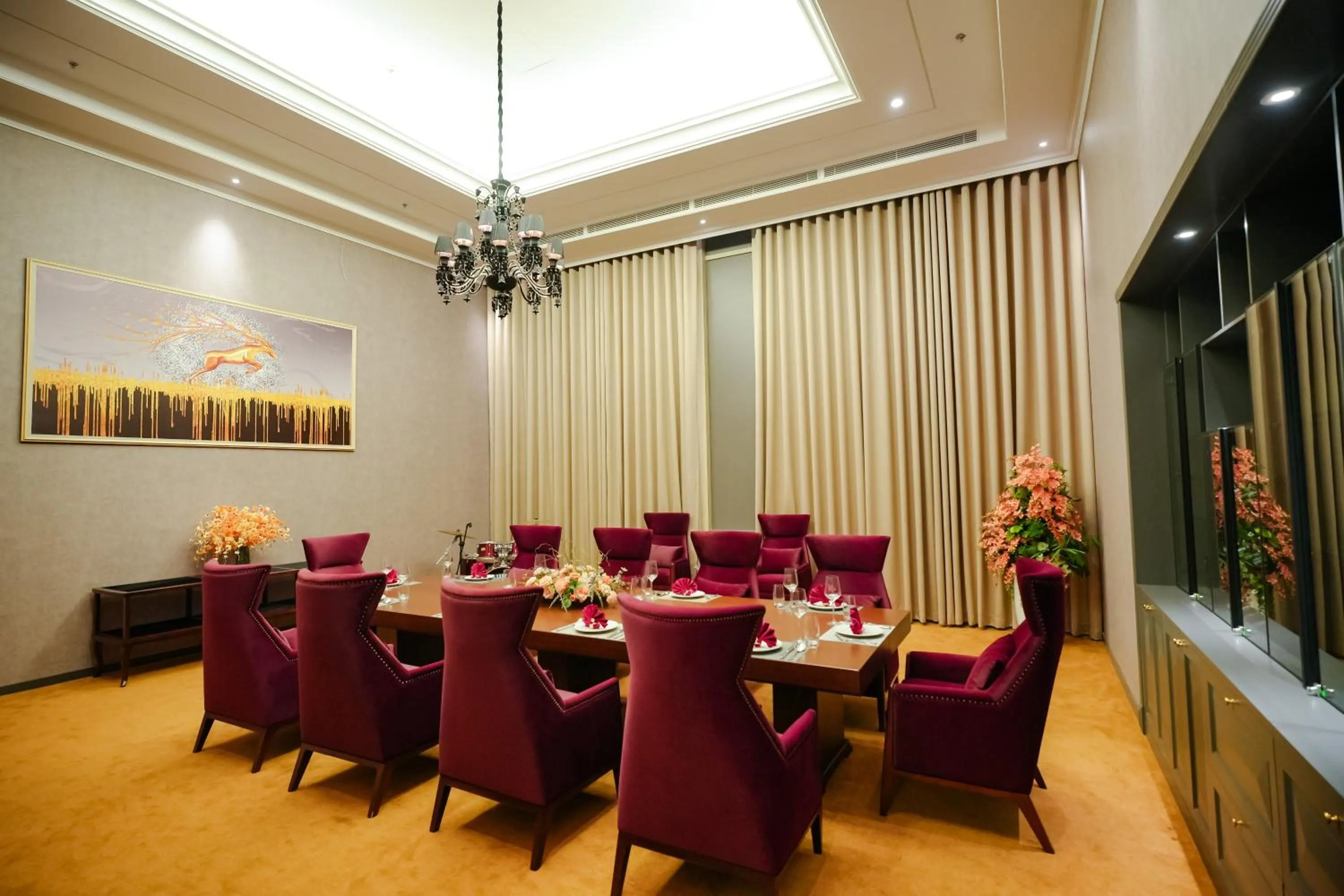 Restaurant/places to eat in Epic Tower Swiss-Belresidences Hanoi