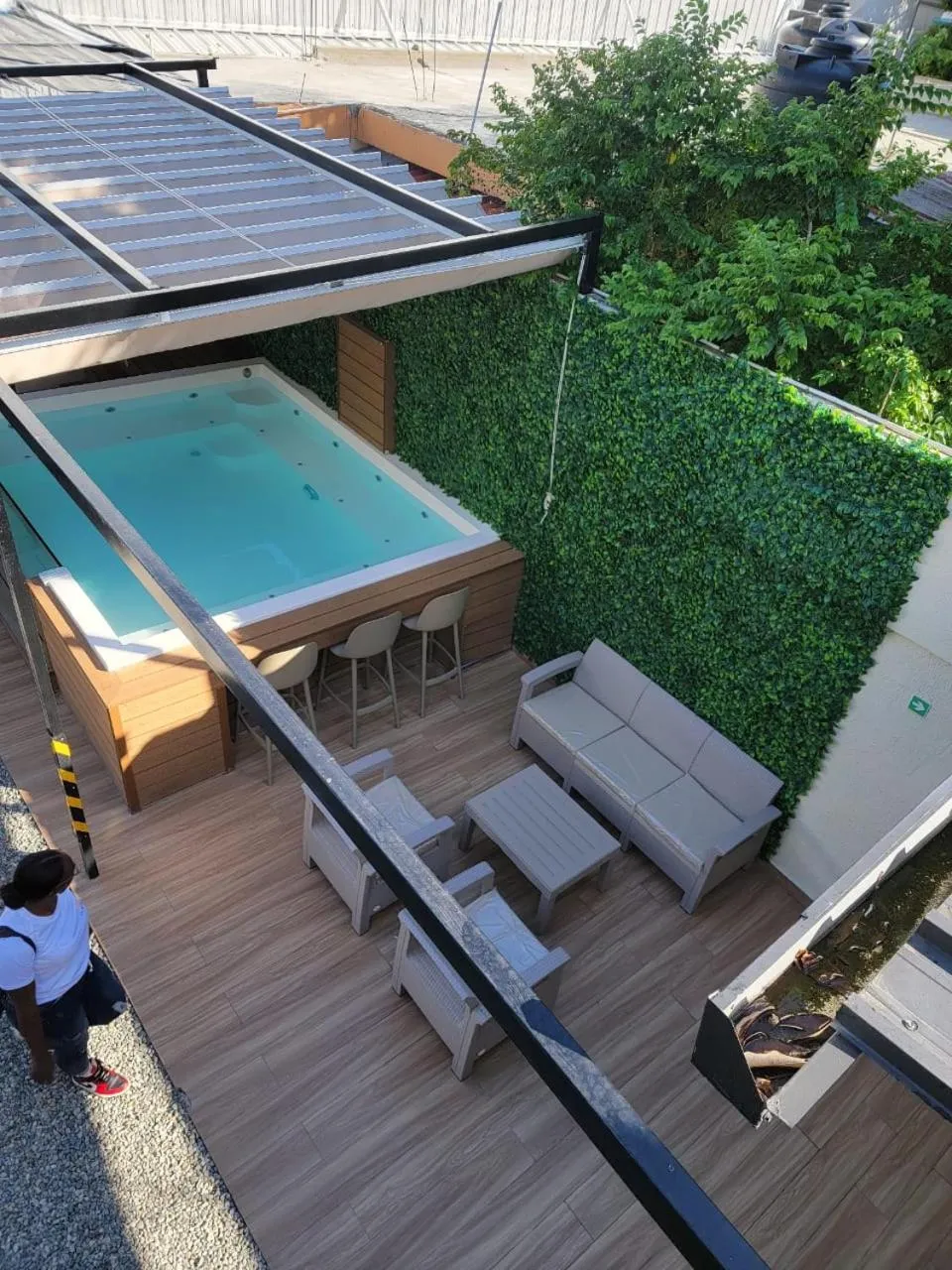 Hot Tub in Solmi Rooms