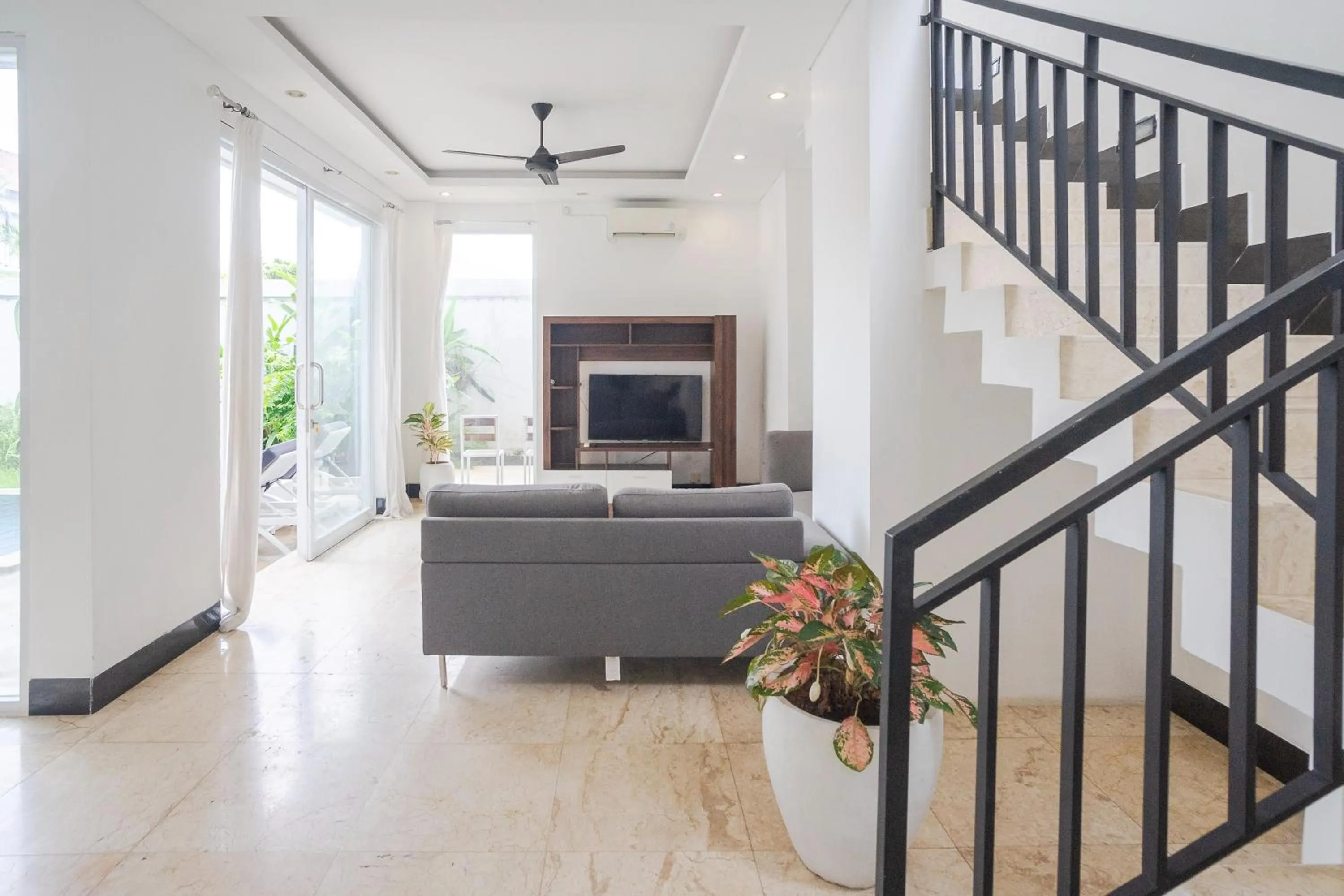 TV and multimedia in Villa Blue Margarita Canggu