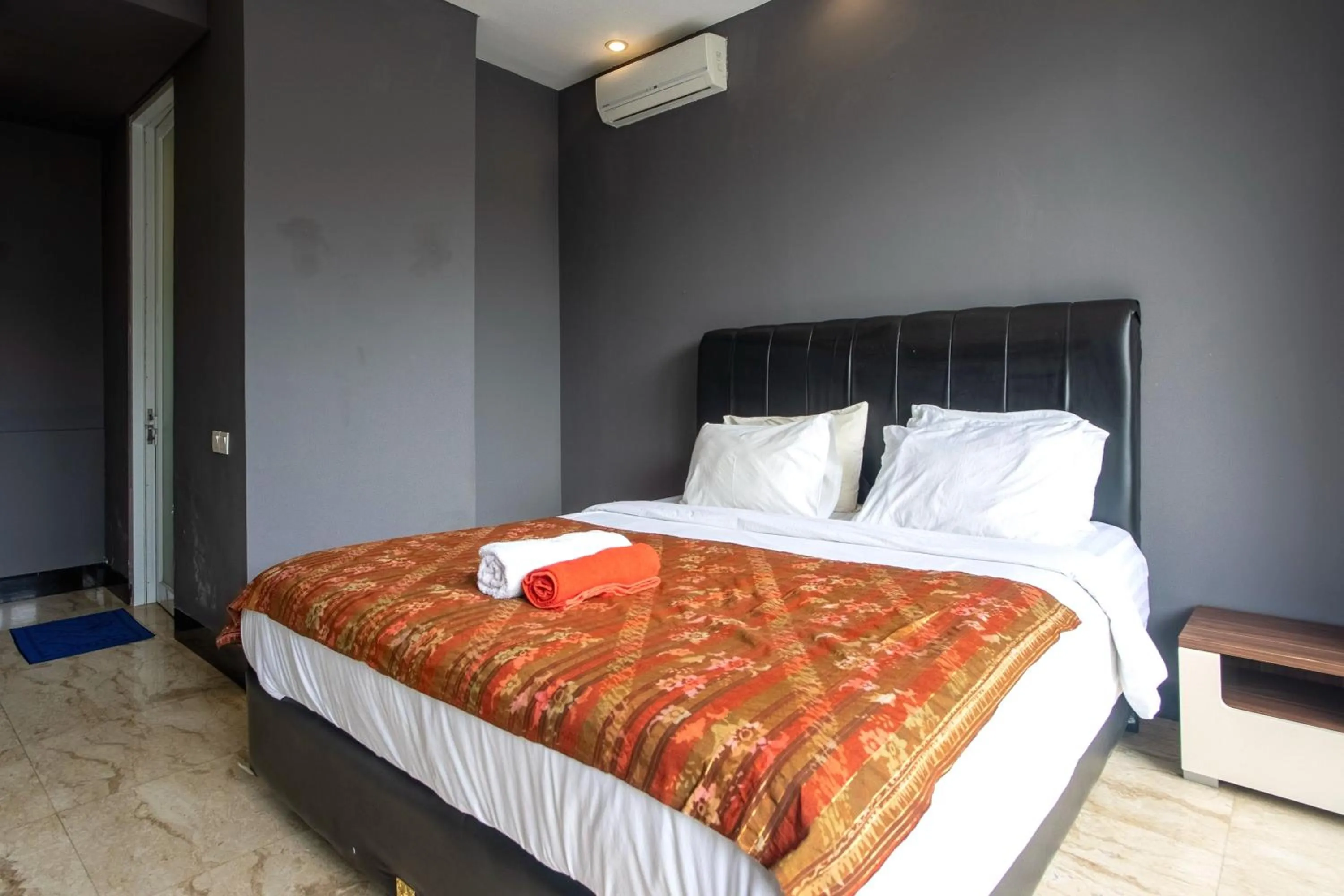 Bed in Villa Blue Margarita Canggu