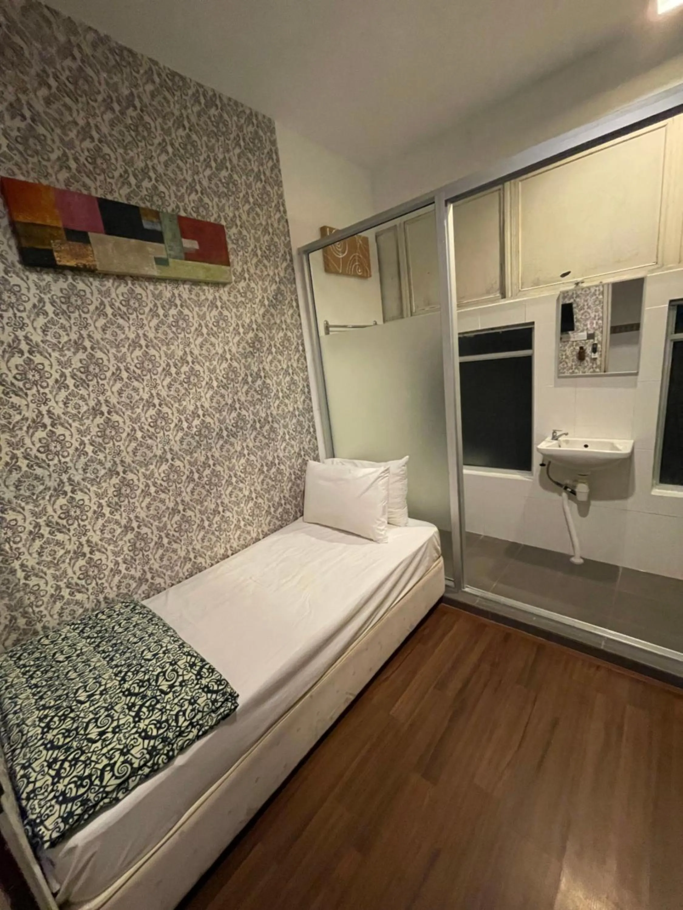 Bed in Woodpecker Lodge, Kuching