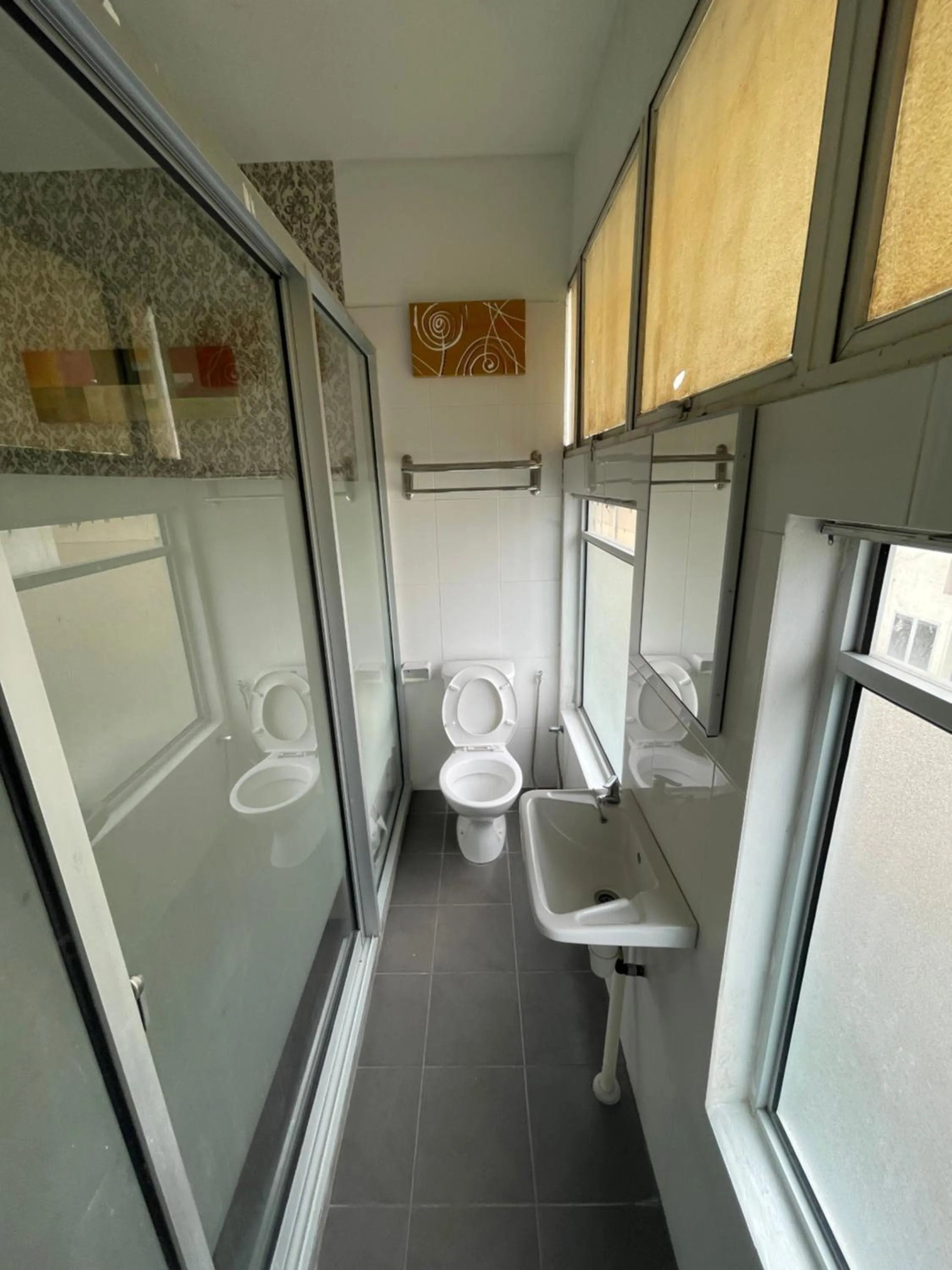 Toilet in Woodpecker Lodge, Kuching