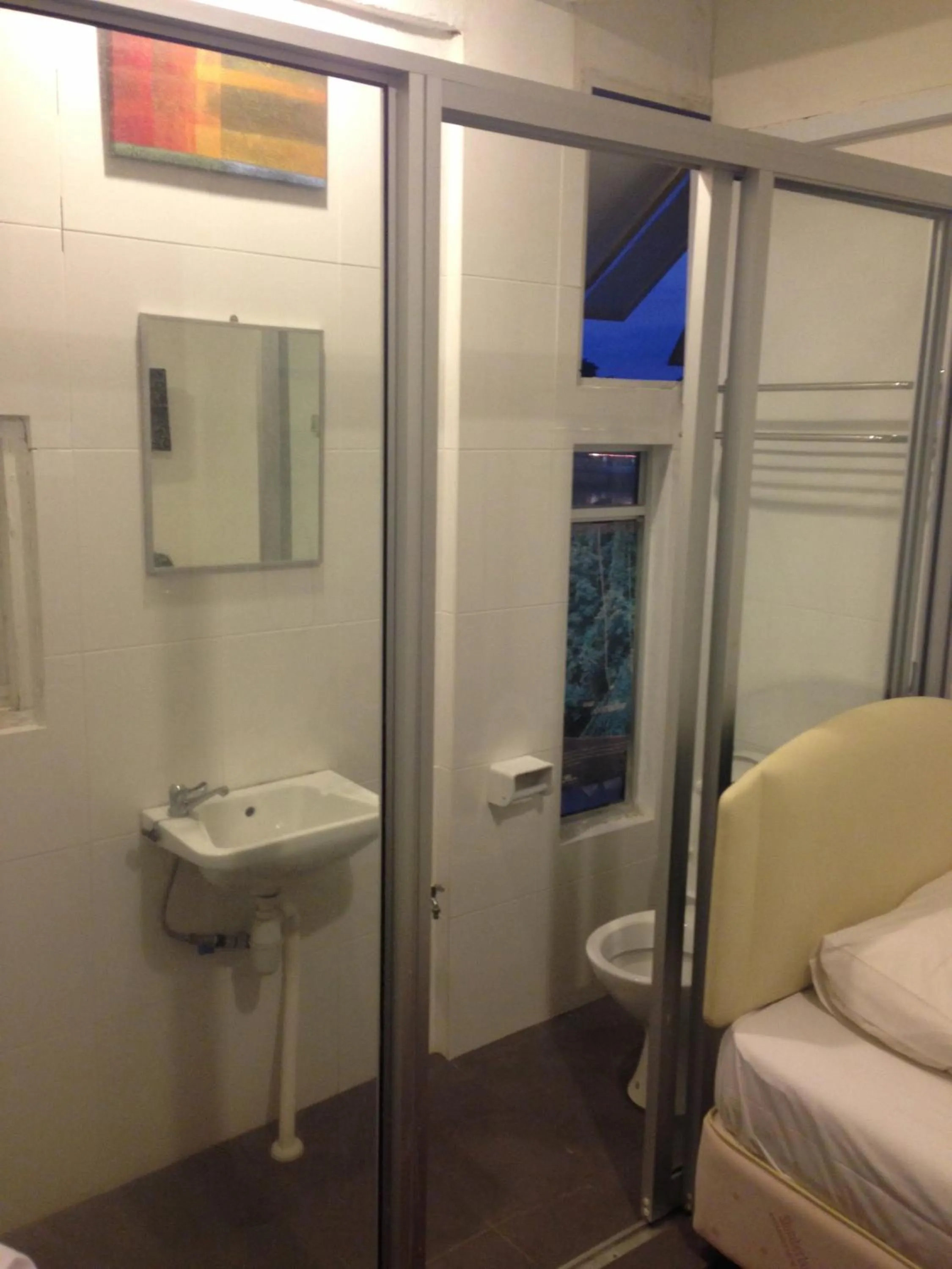 Bathroom in Woodpecker Lodge, Kuching