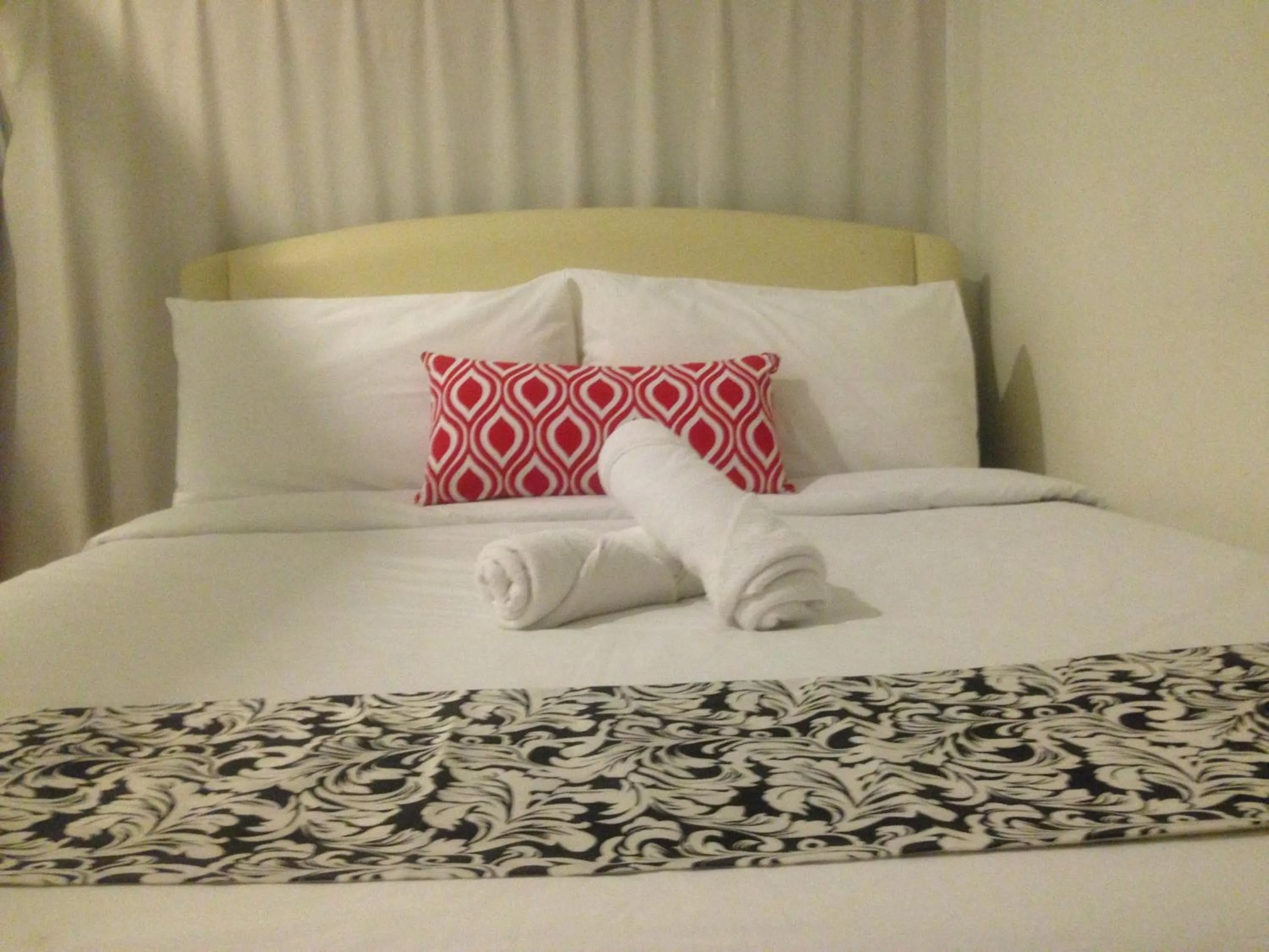 Bed in Woodpecker Lodge, Kuching