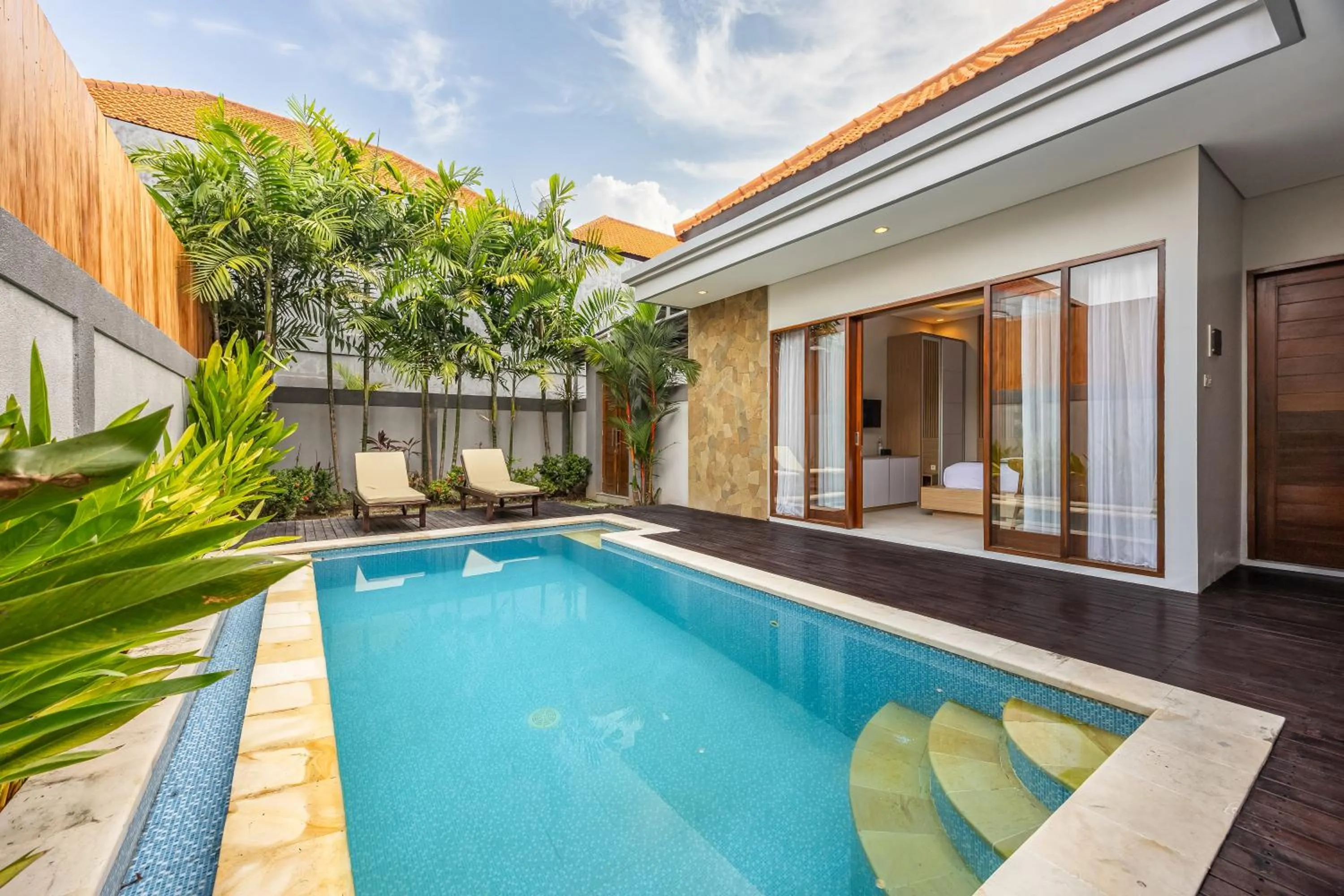 Swimming pool in Cove Ume Nerus Residences & Villa