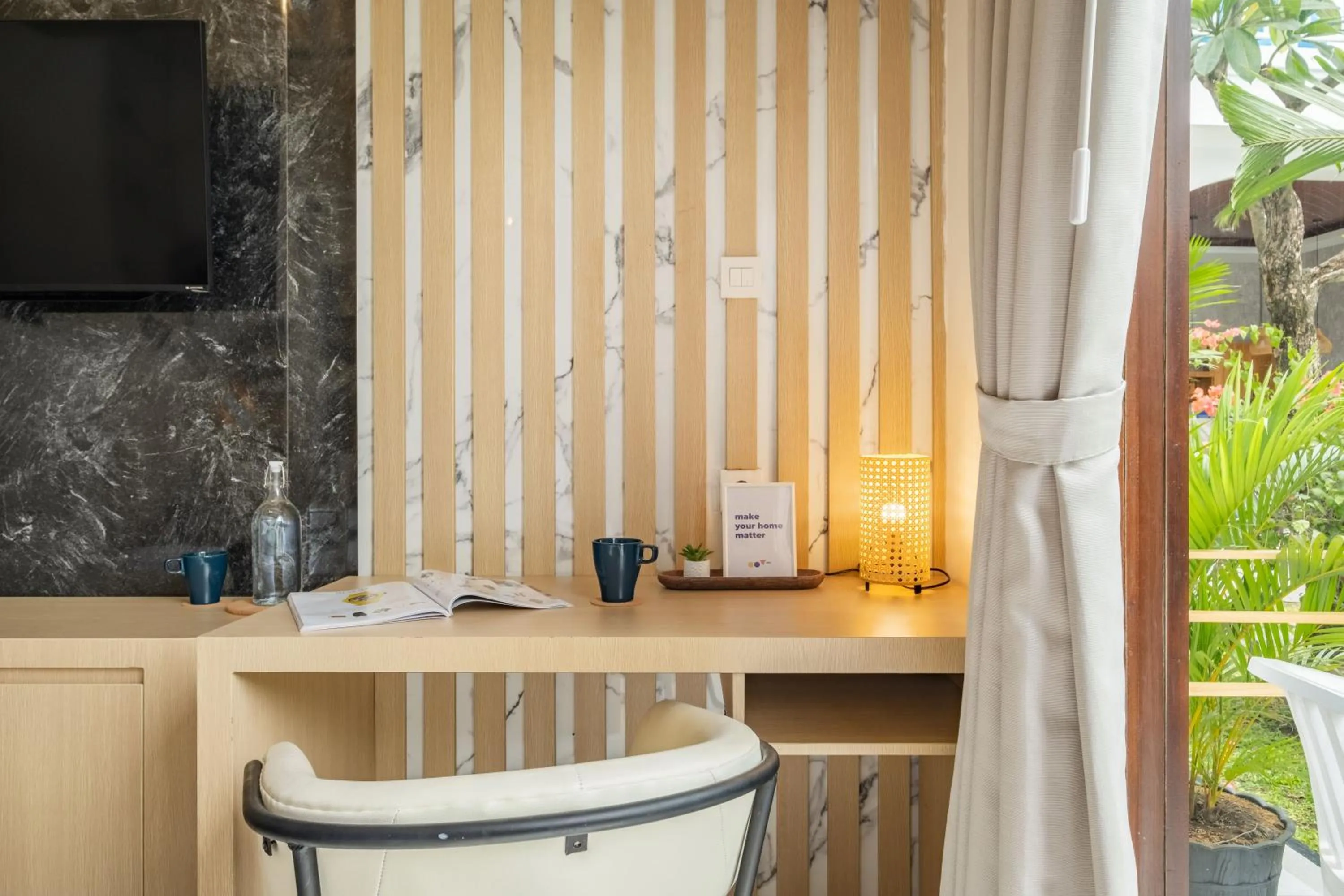 TV and multimedia in Cove Ume Nerus Residences & Villa