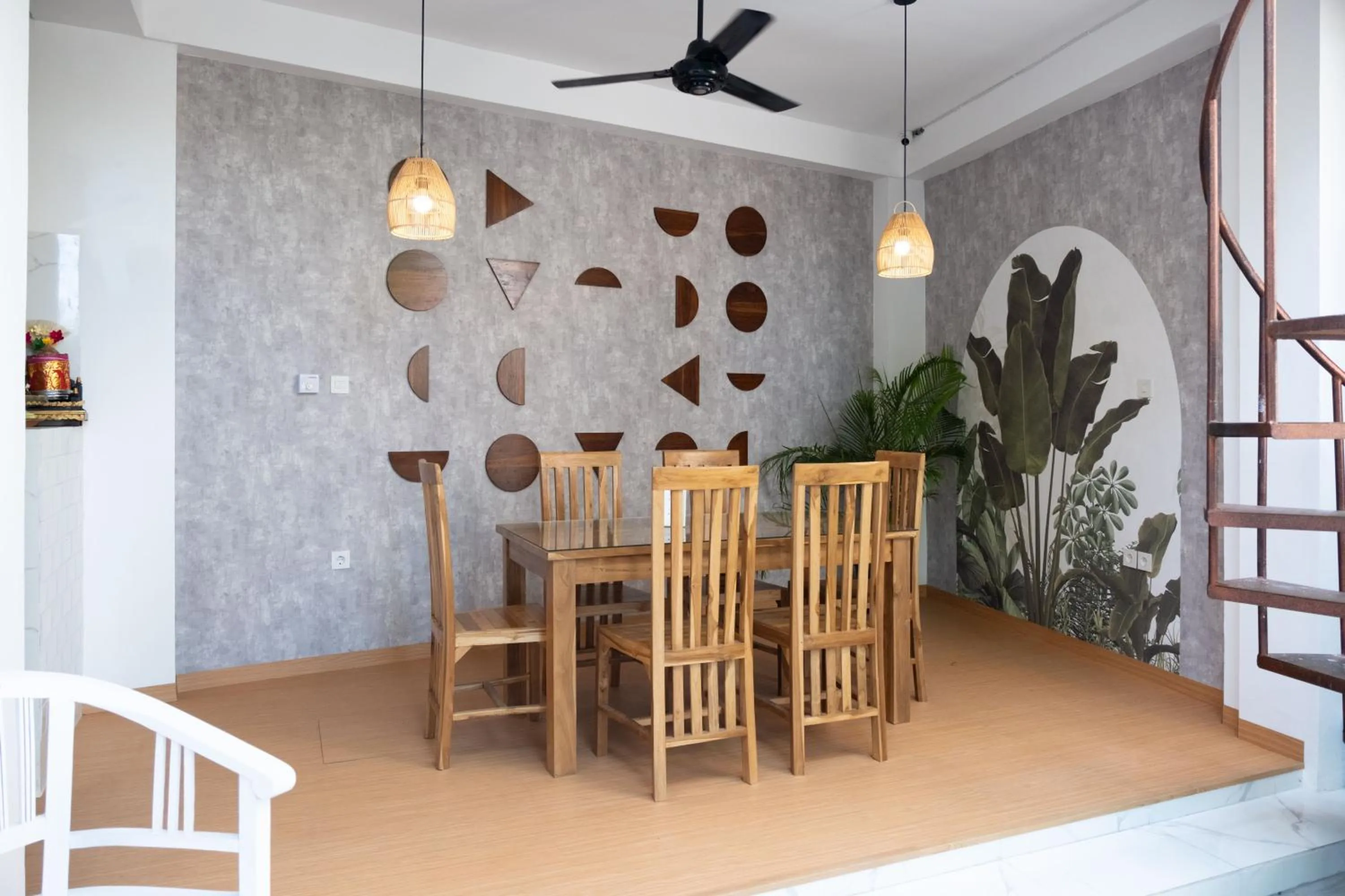 Dining area in Cove Ume Nerus Residences & Villa