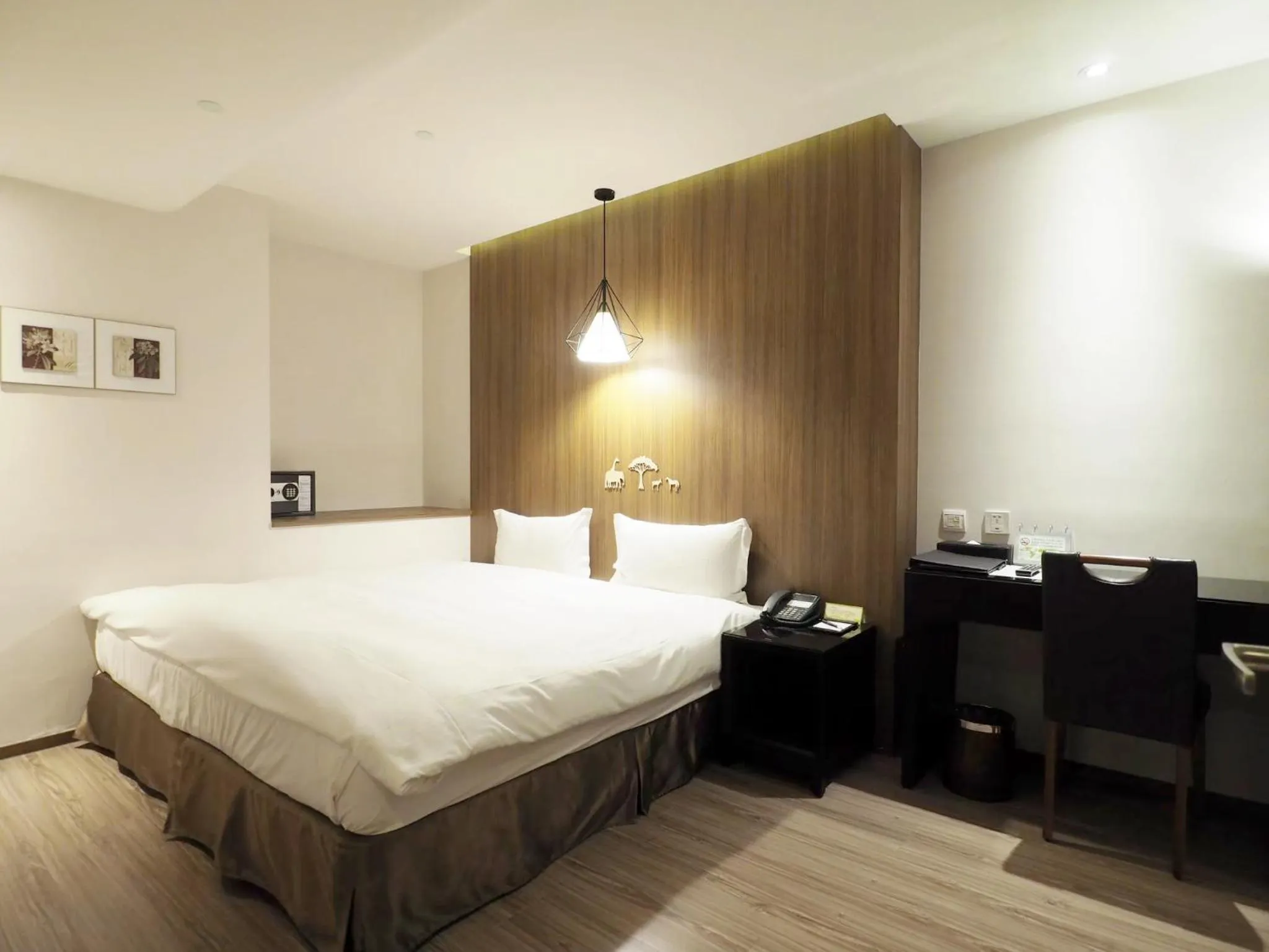 Bed in Stay Hotel - Taichung Yizhong