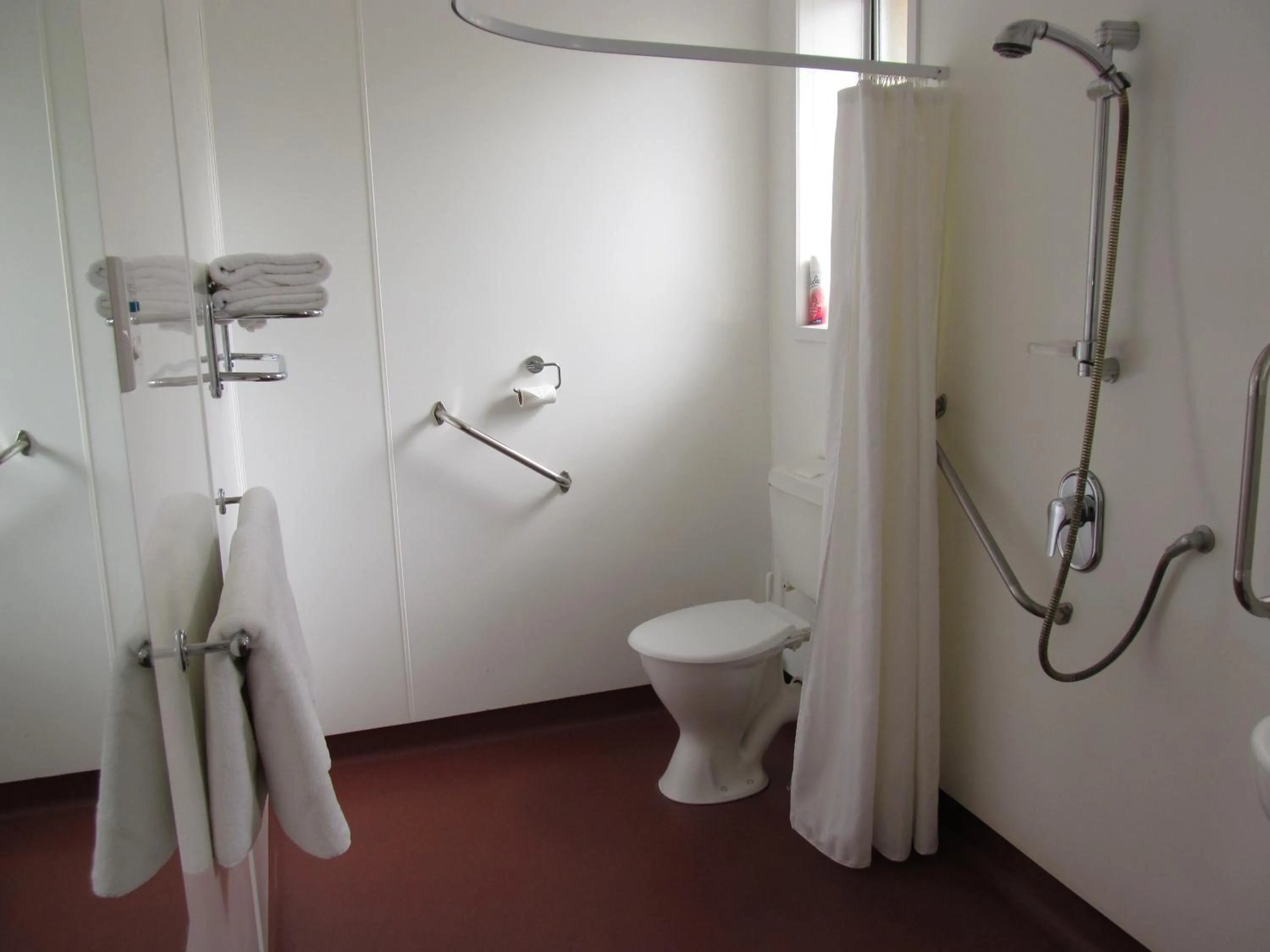 Bathroom in A'Abode Motor Lodge