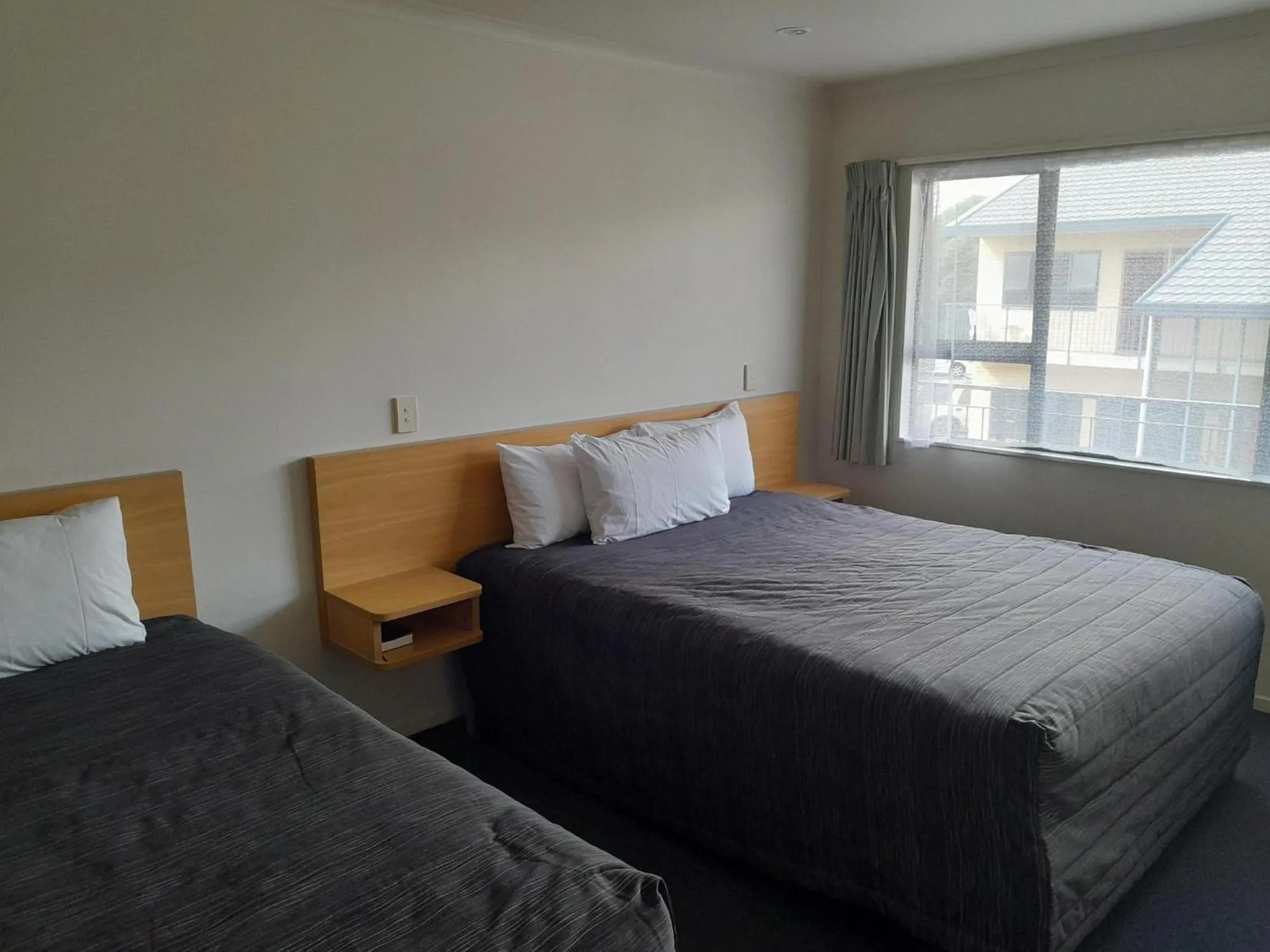 Bedroom, Bed in A'Abode Motor Lodge