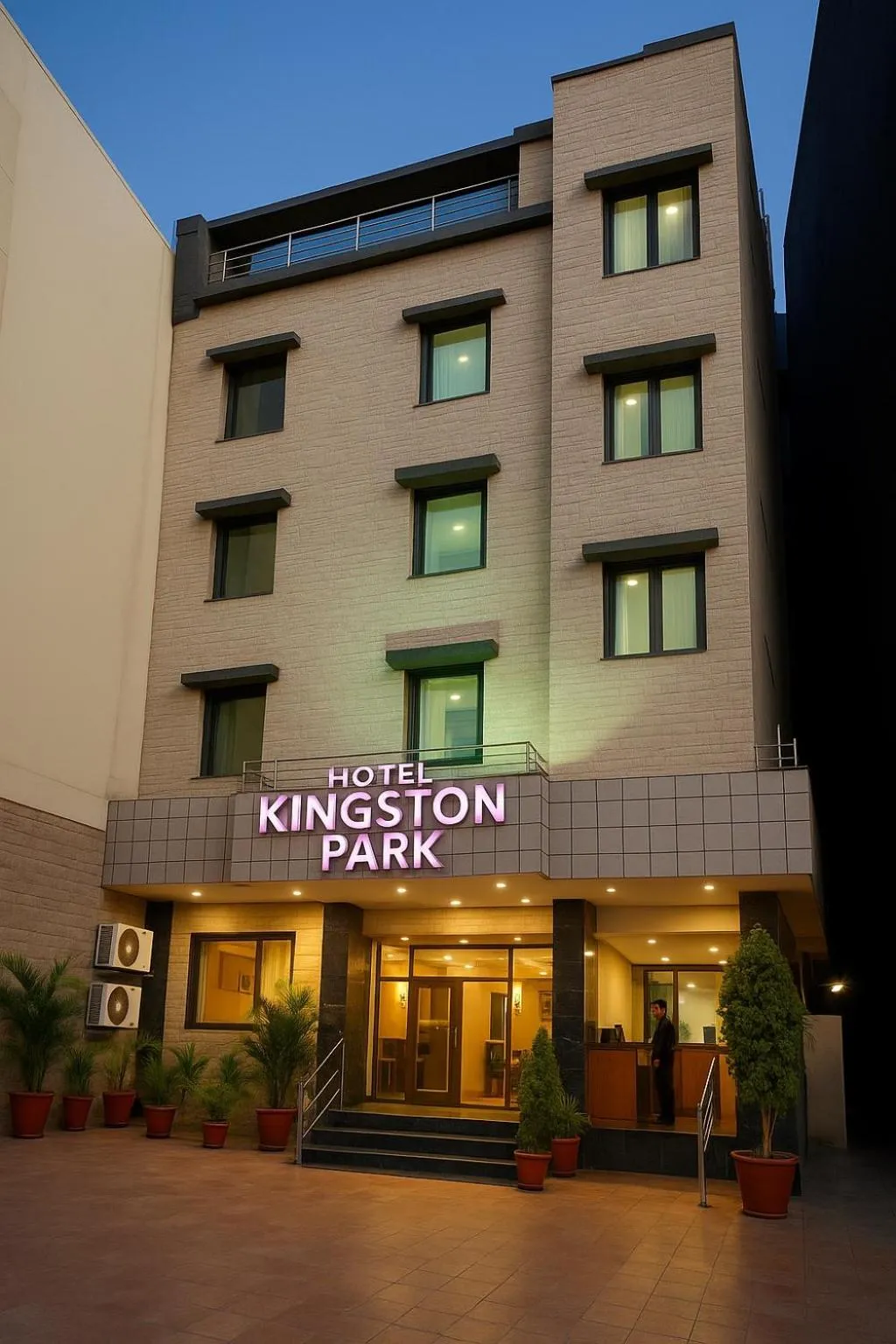 Property building in Hotel Kingston Park, Karol Bagh, New Delhi - 2 Mins from Metro
