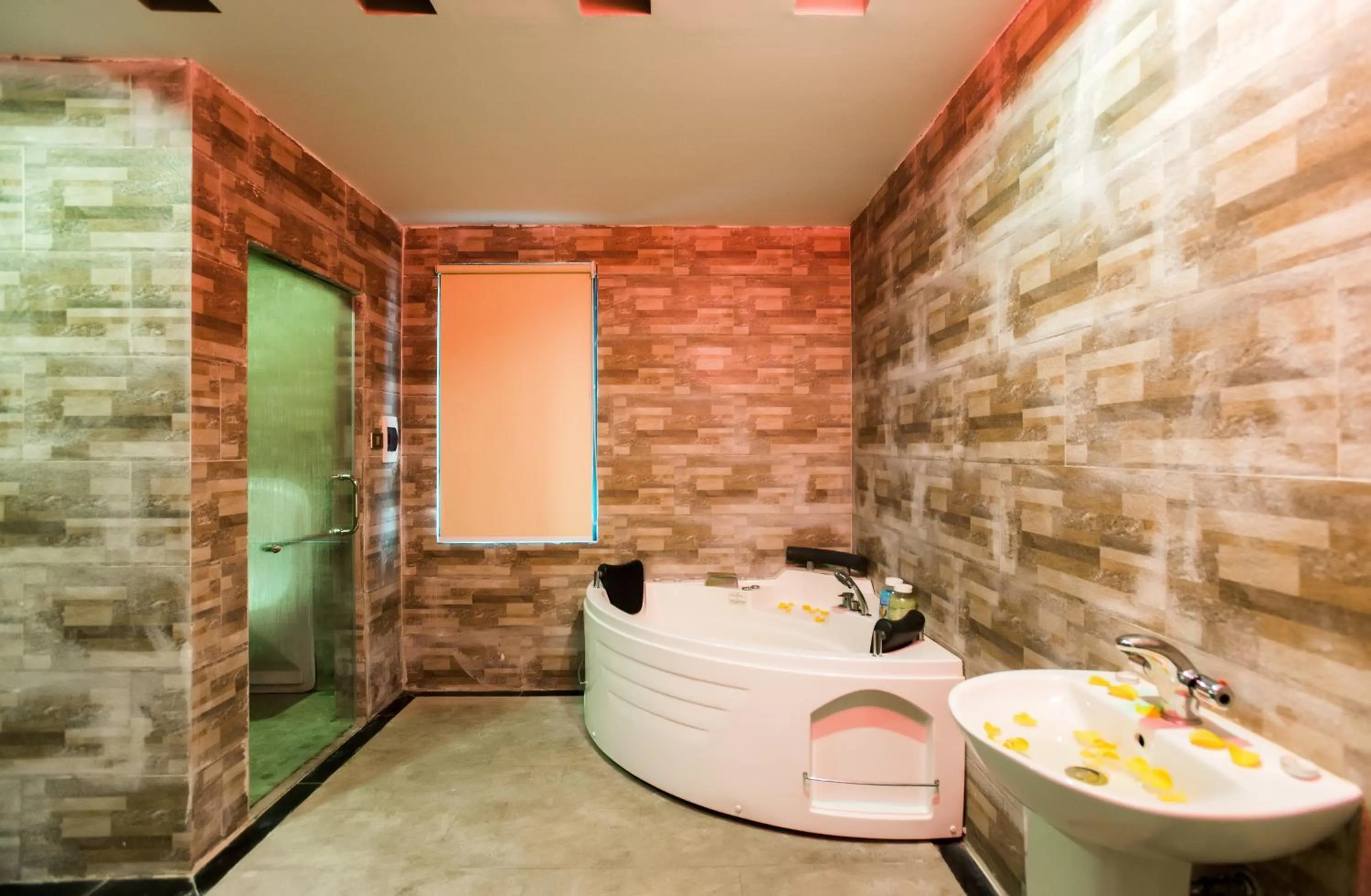 Massage in Muong Thanh Grand Bac Giang Hotel