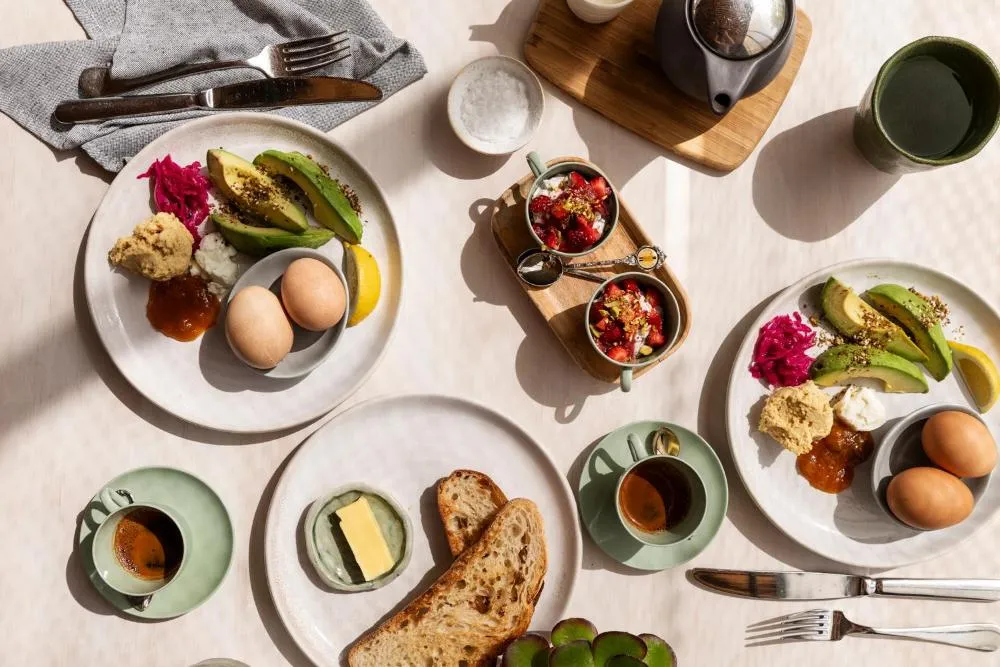 Breakfast in Drift House