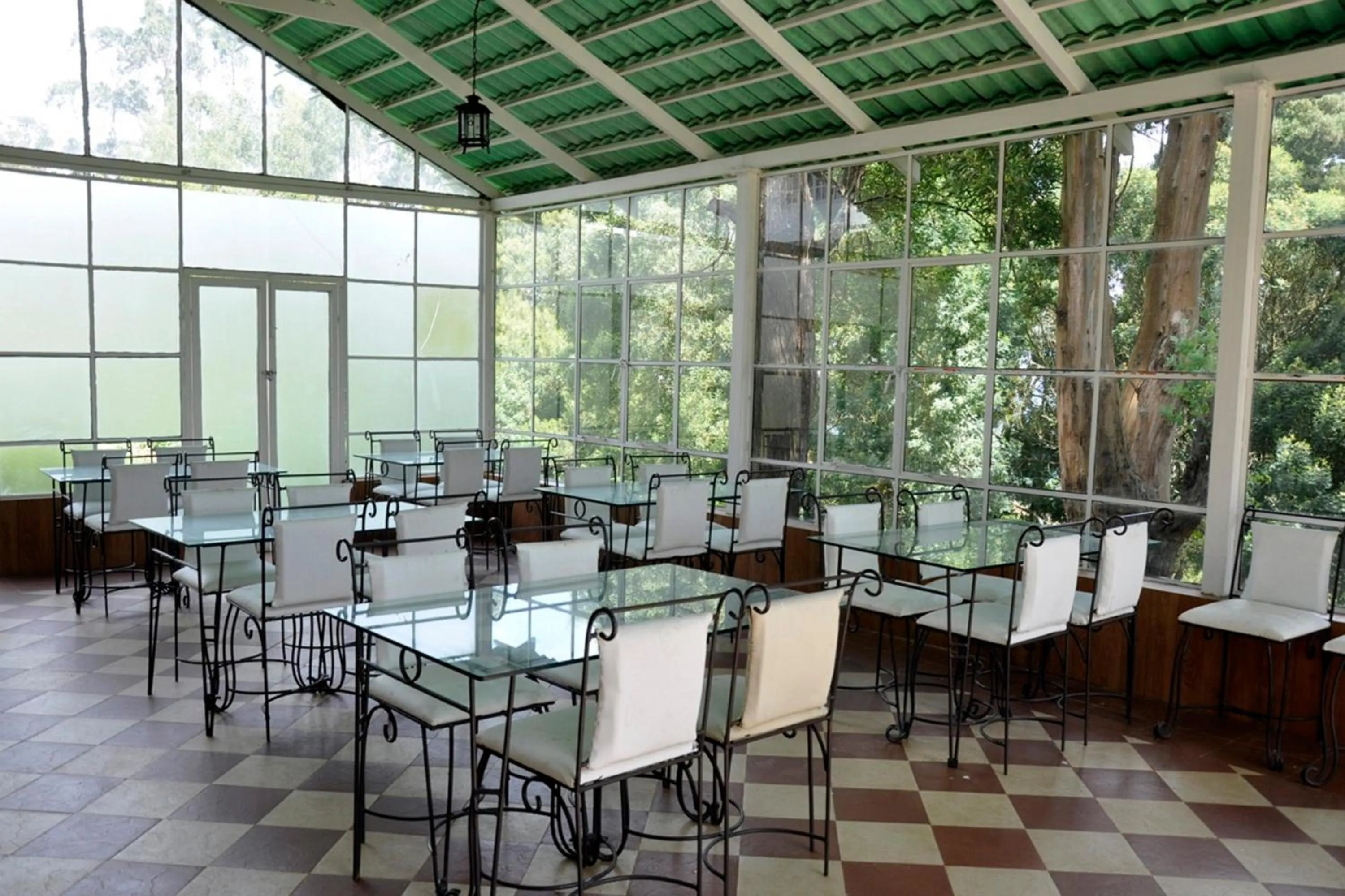 Restaurant/places to eat in Sabol Holidays