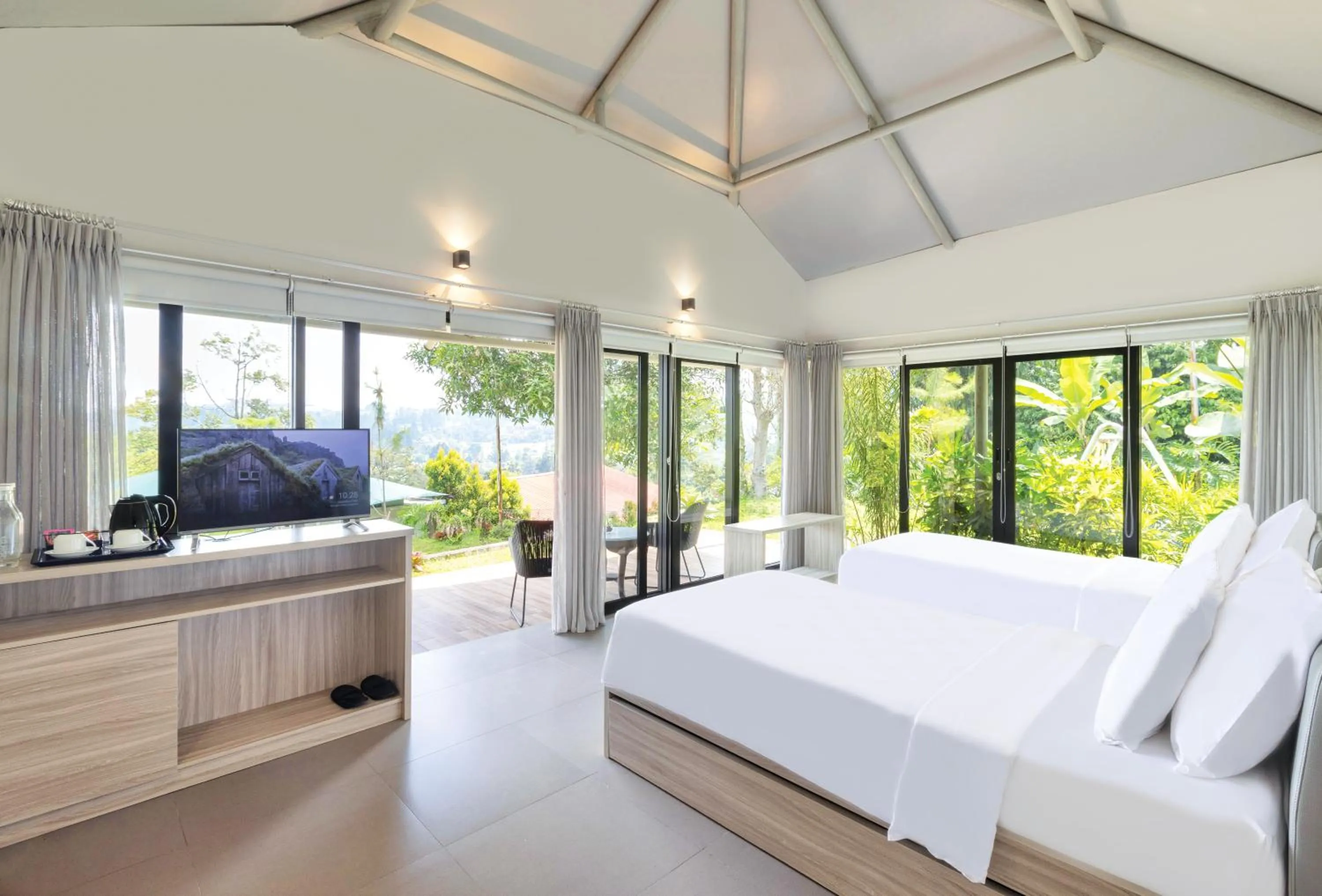 Bedroom, Bed in The Glamping at ARTOTEL Pelangi Park