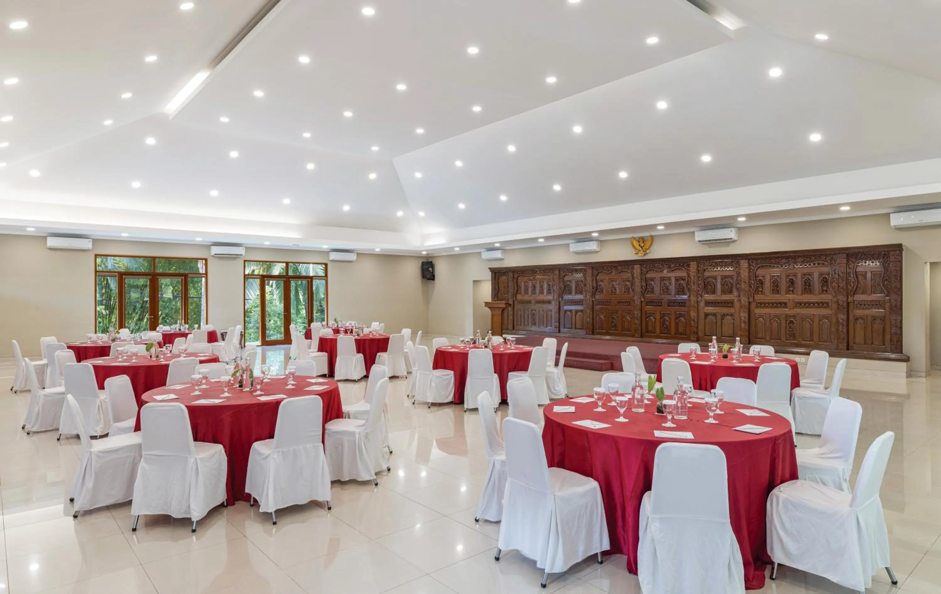 Meeting/conference room in The Glamping at ARTOTEL Pelangi Park