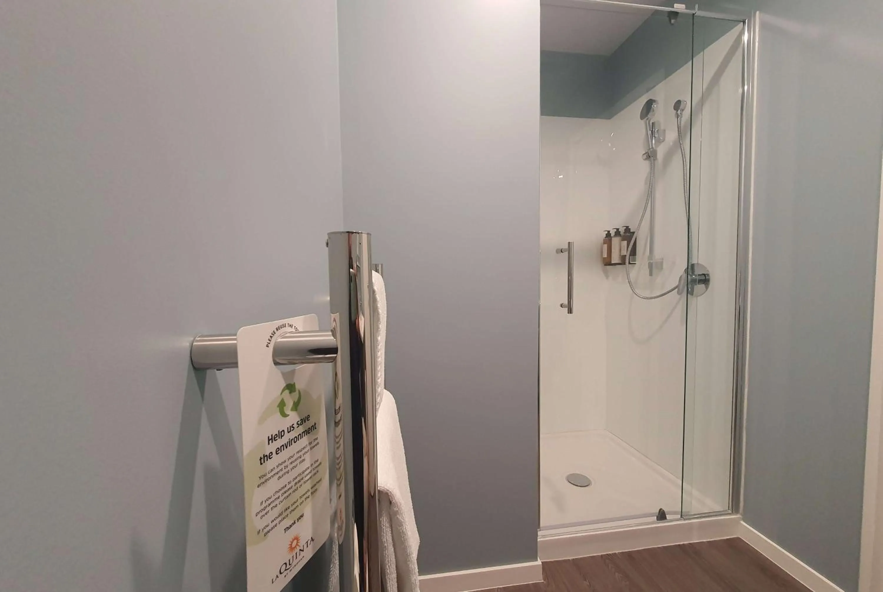 Bathroom in La Quinta by Wyndham Parnell Auckland