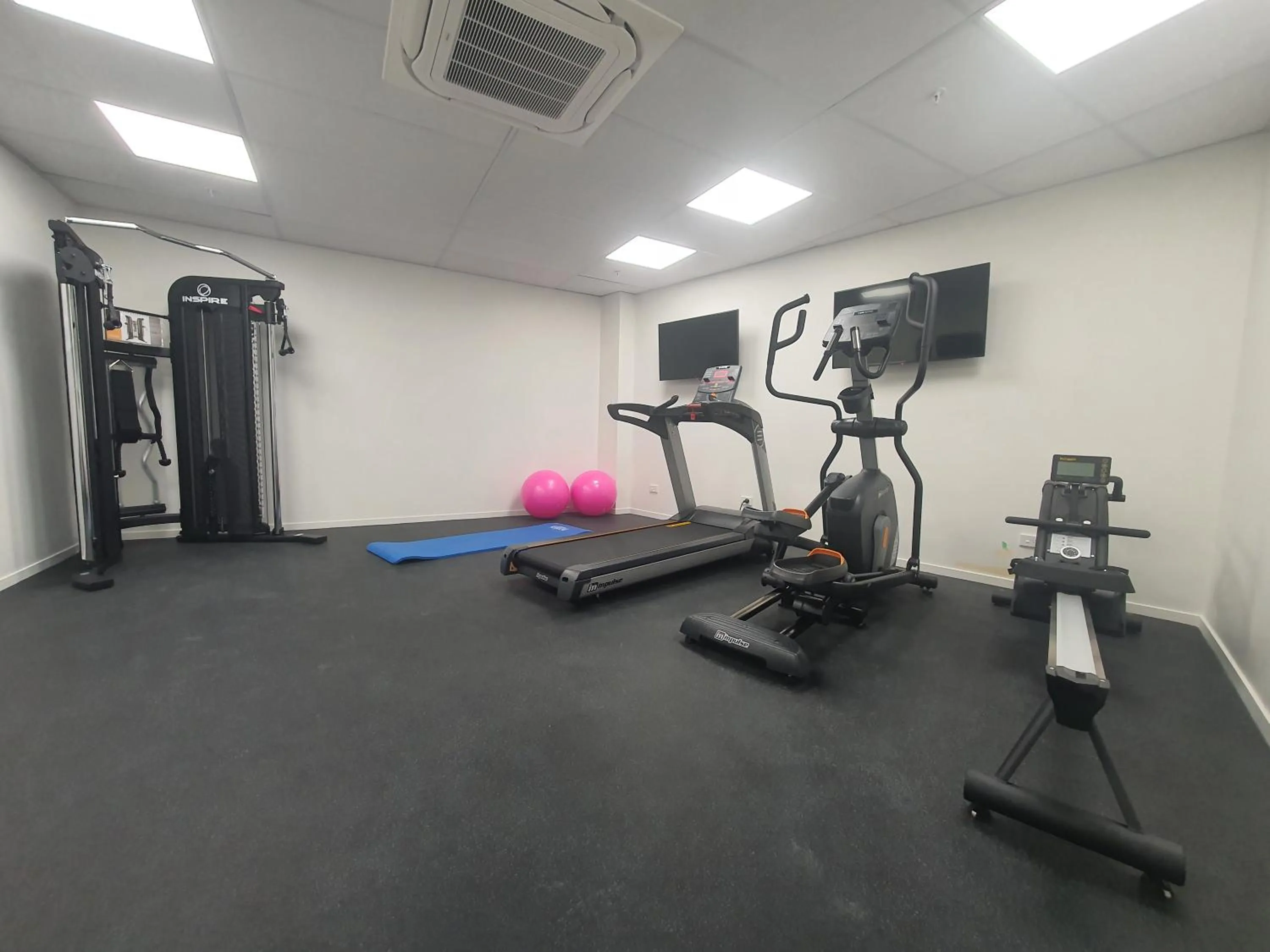 Fitness centre/facilities in La Quinta by Wyndham Parnell Auckland