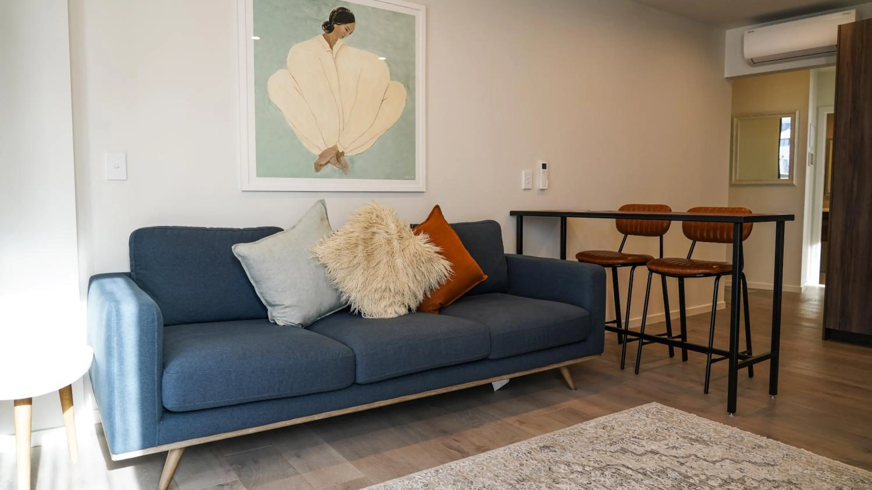 Seating area in La Quinta by Wyndham Parnell Auckland