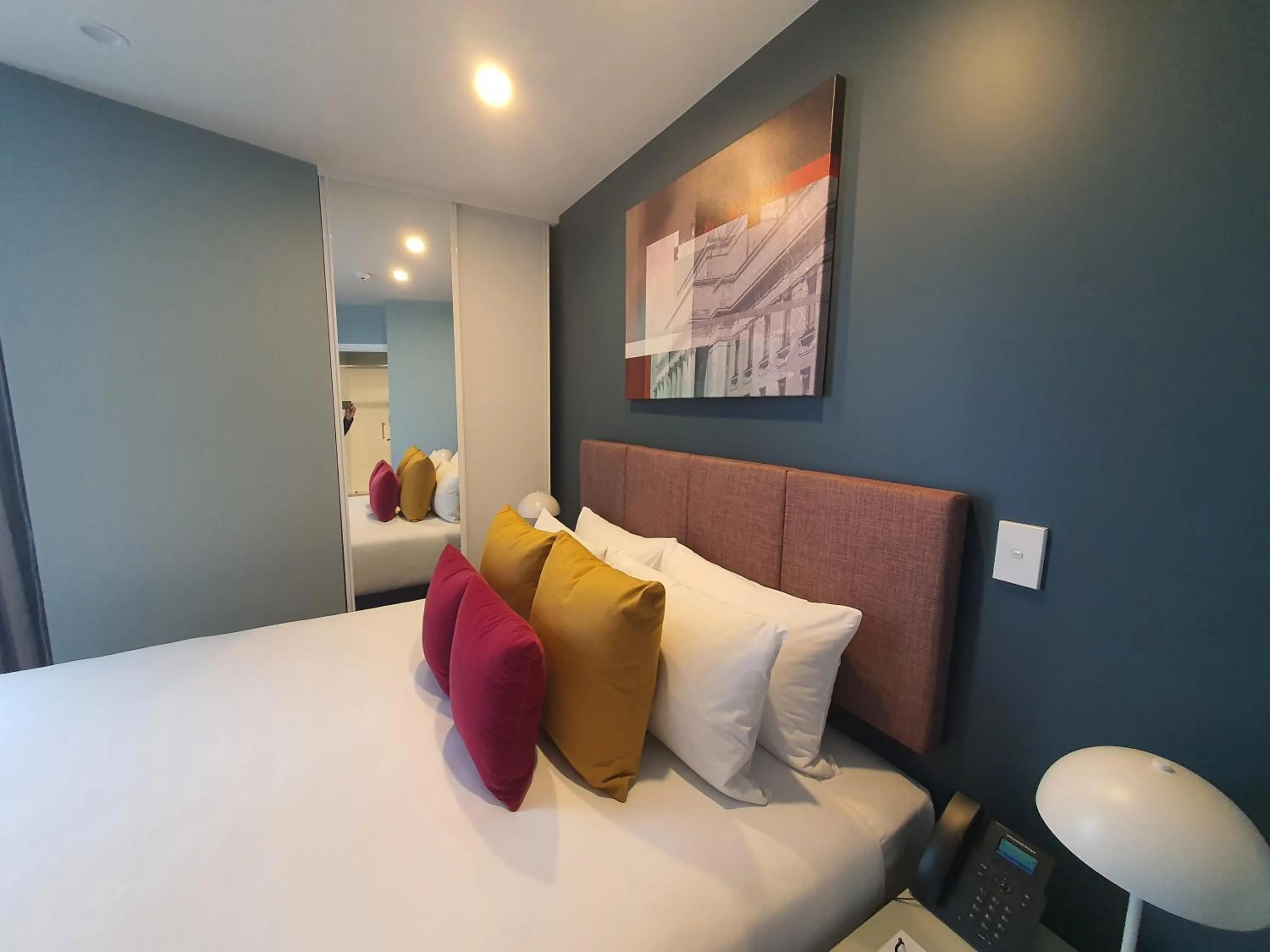 Bed in La Quinta by Wyndham Parnell Auckland