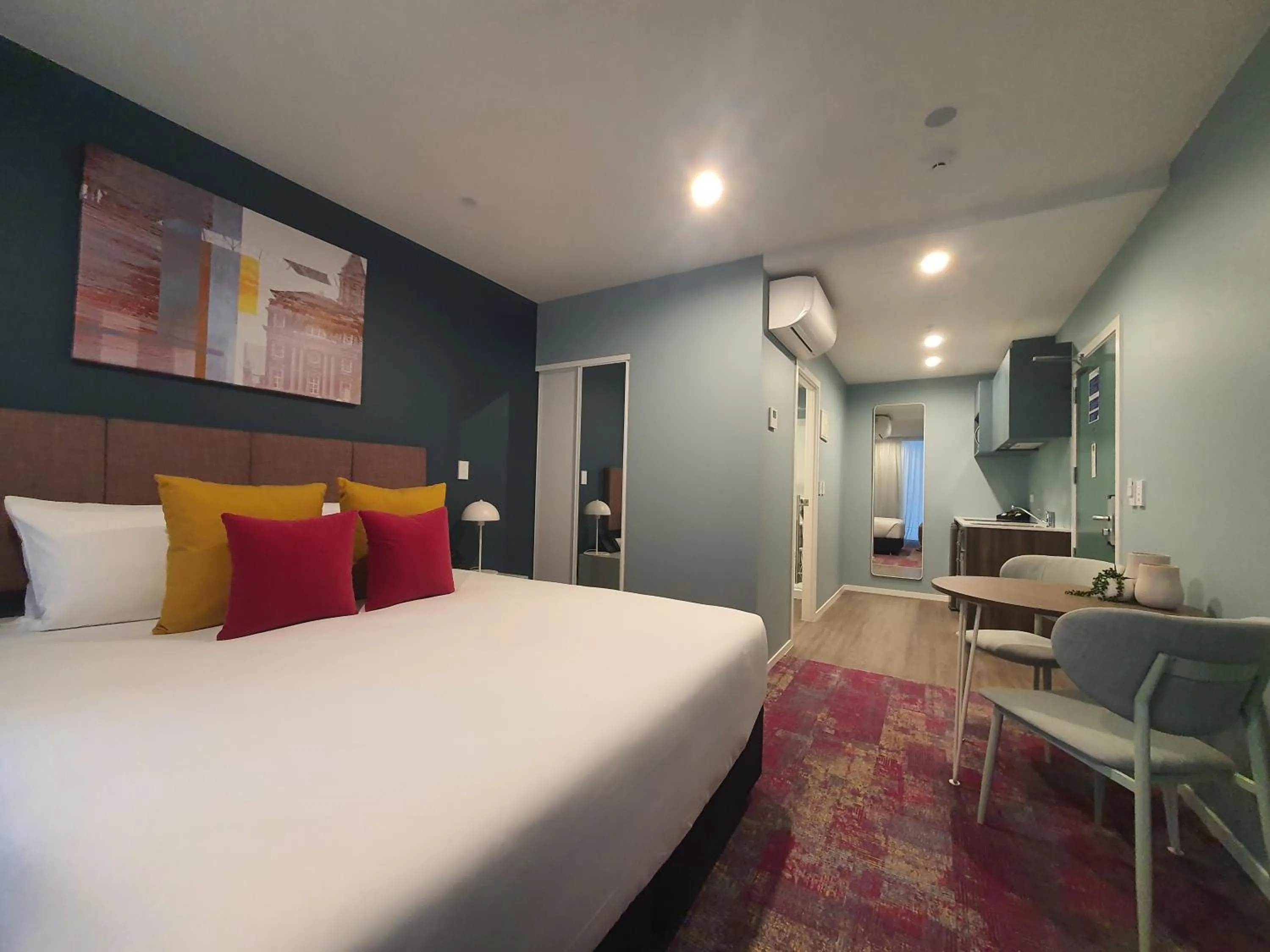 Bed in La Quinta by Wyndham Parnell Auckland