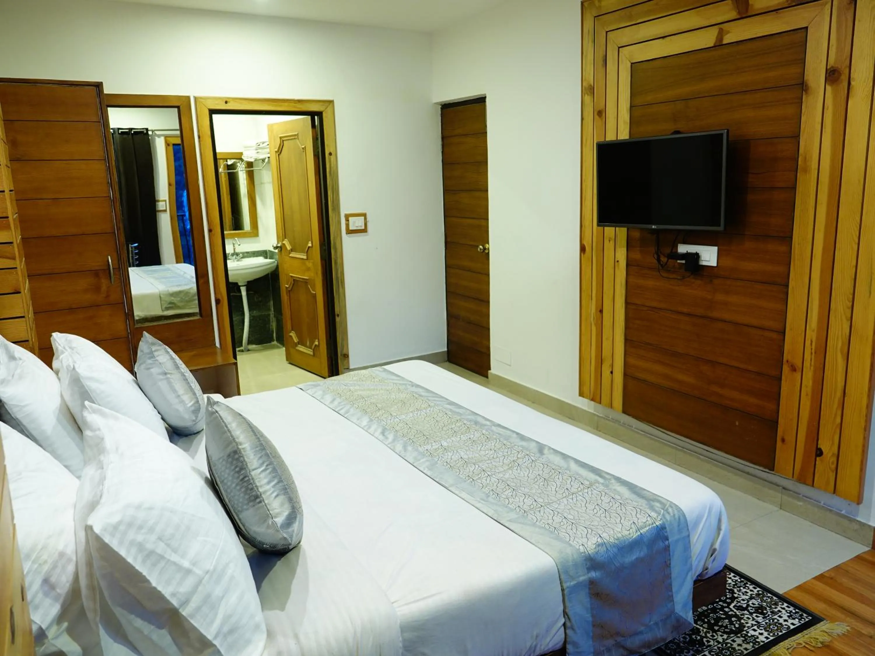 Bed in Rubystone Mussoorie A Leisure Resort