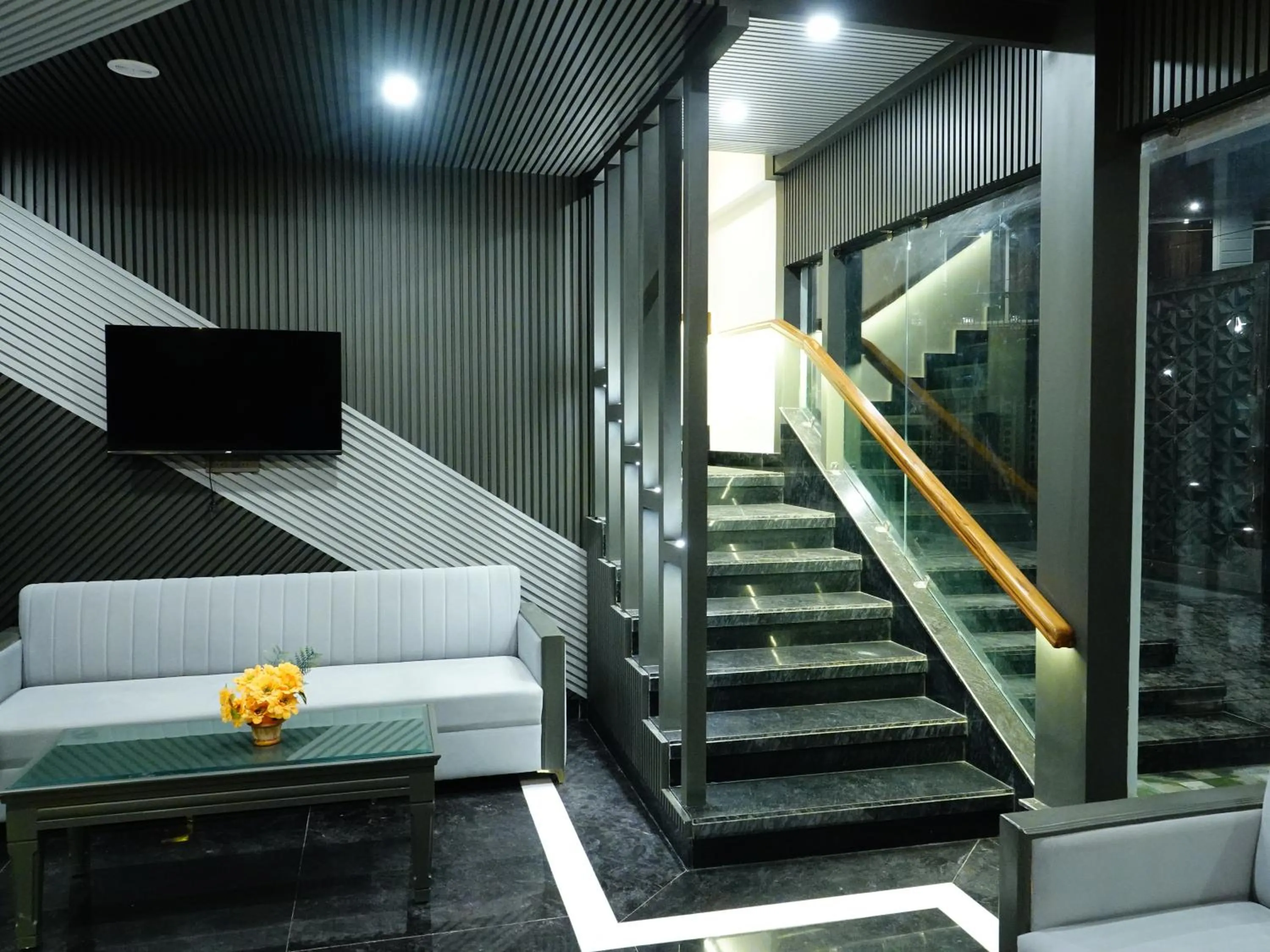 Seating area in Rubystone Mussoorie A Leisure Resort