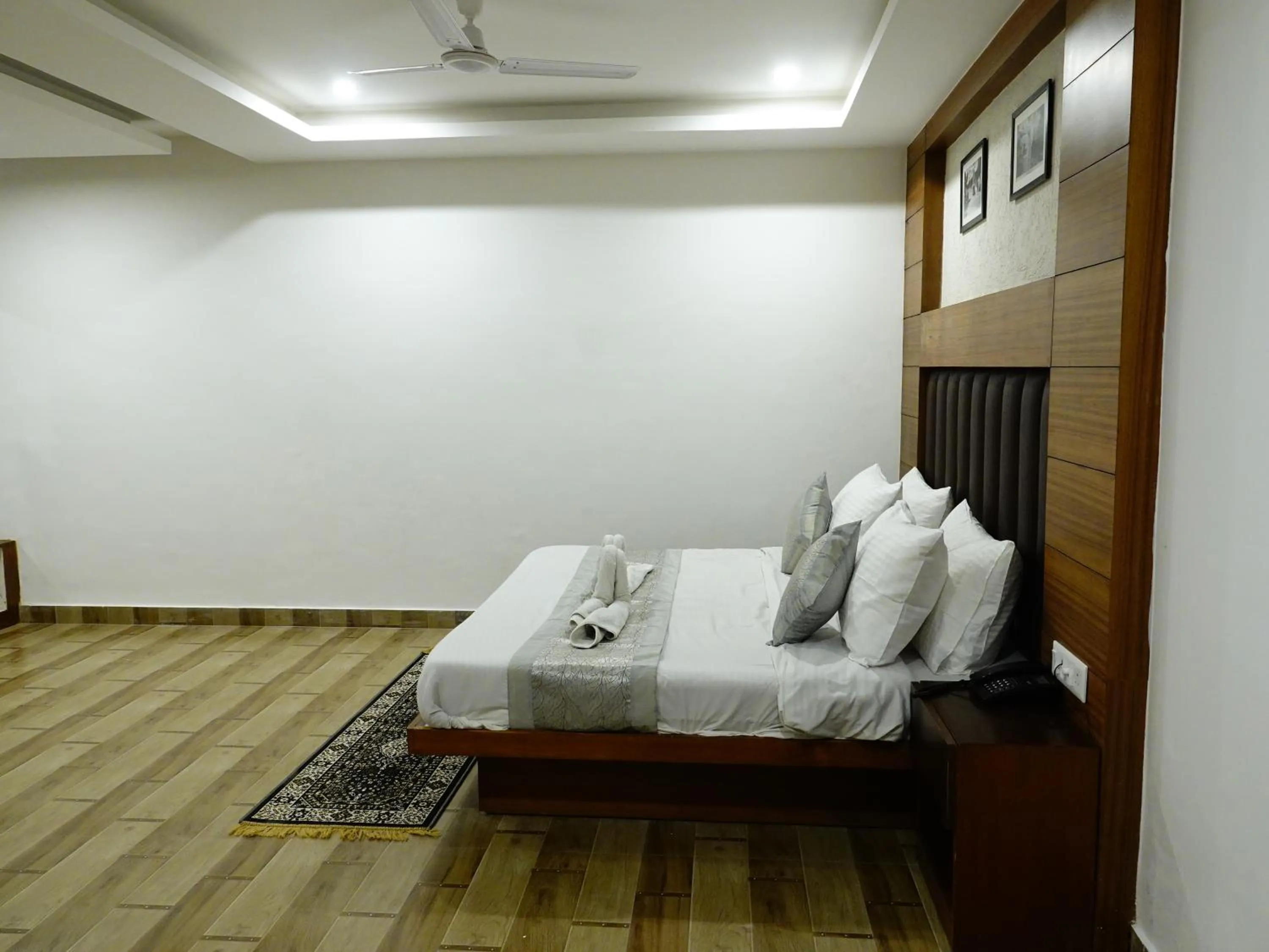 Bed in Rubystone Mussoorie A Leisure Resort
