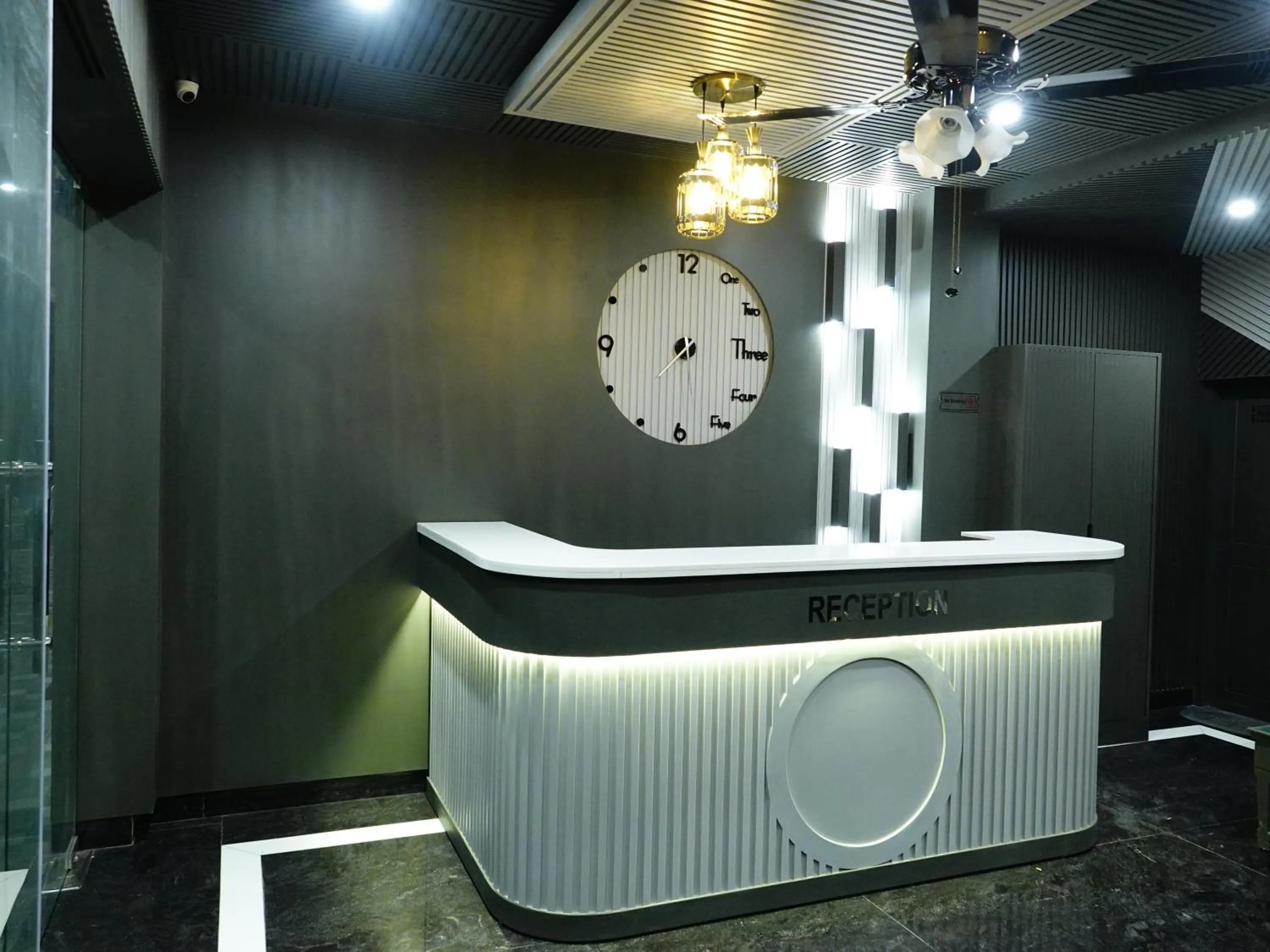 Lobby or reception in Rubystone Mussoorie A Leisure Resort